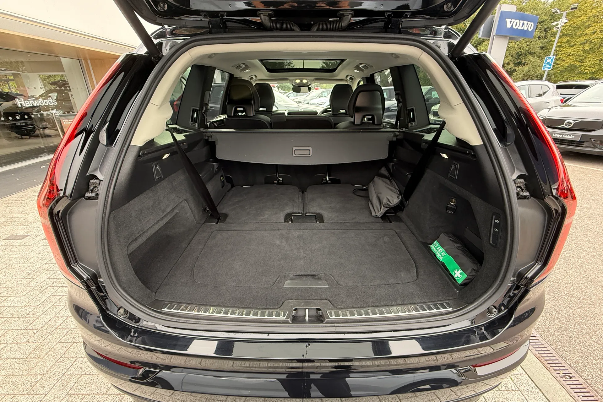 Volvo XC90 thumbnail image number 23