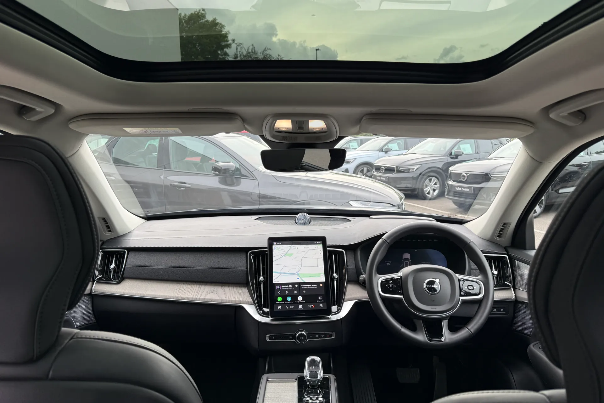 Volvo XC90 thumbnail image number 3