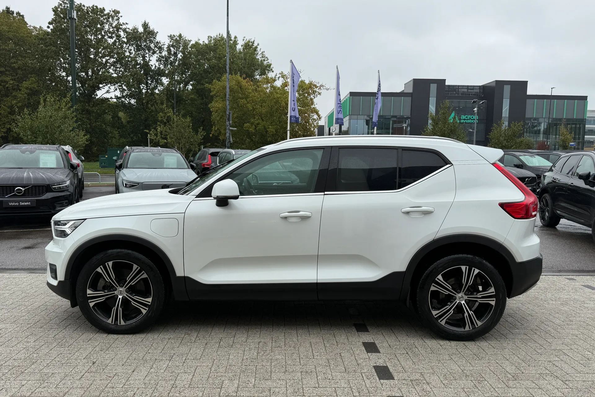 Volvo XC40 thumbnail image number 11