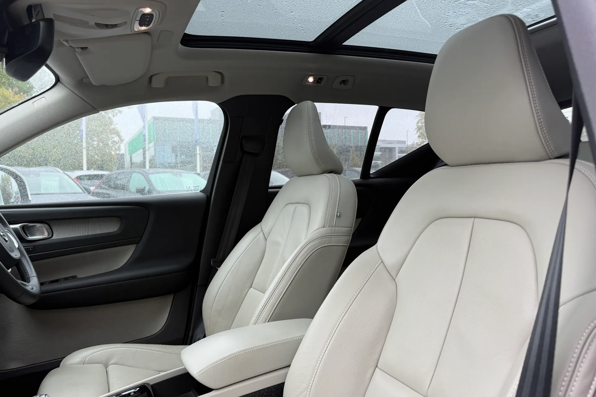 Volvo XC40 thumbnail image number 28