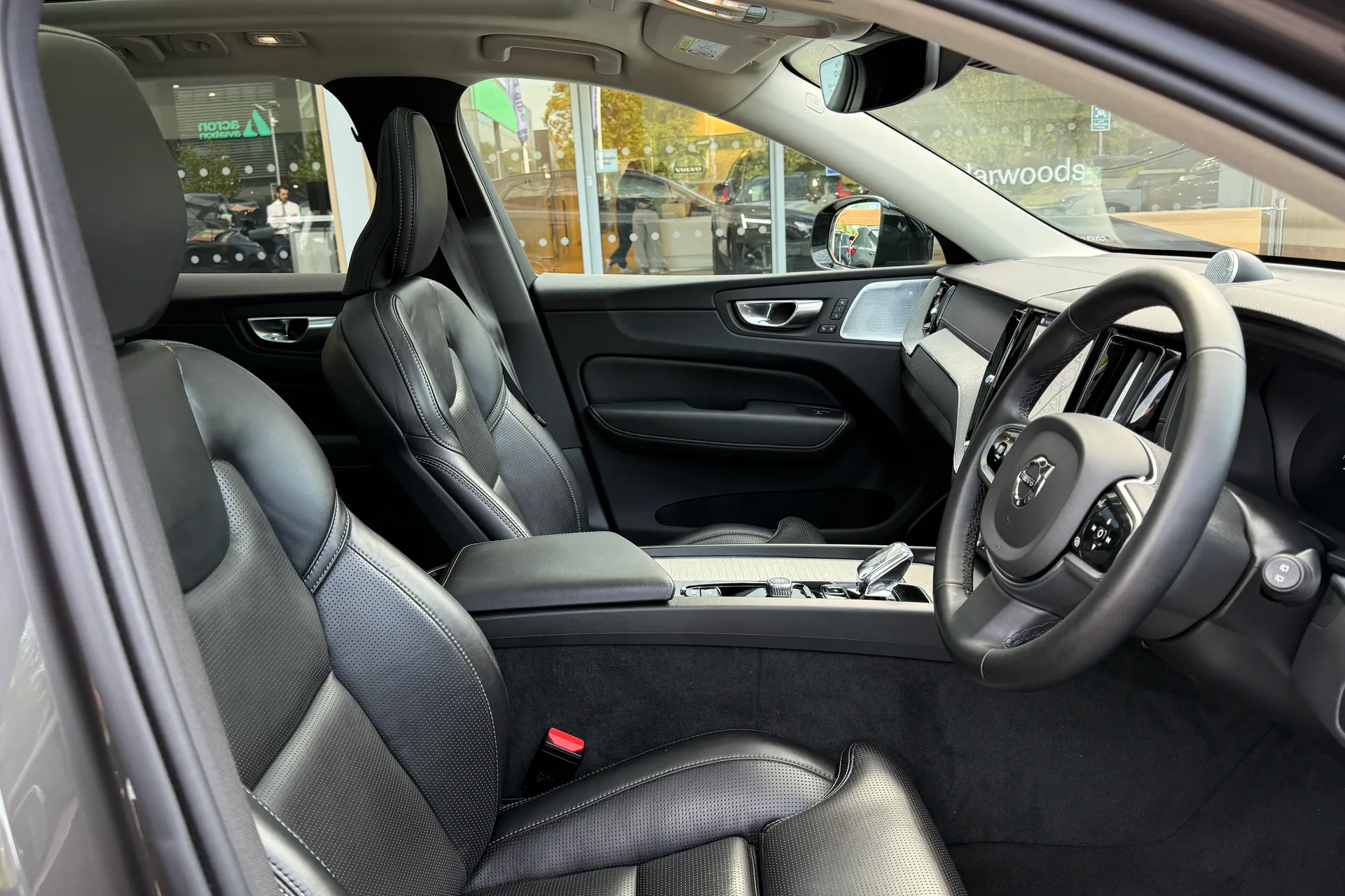 Volvo XC60 thumbnail image number 26