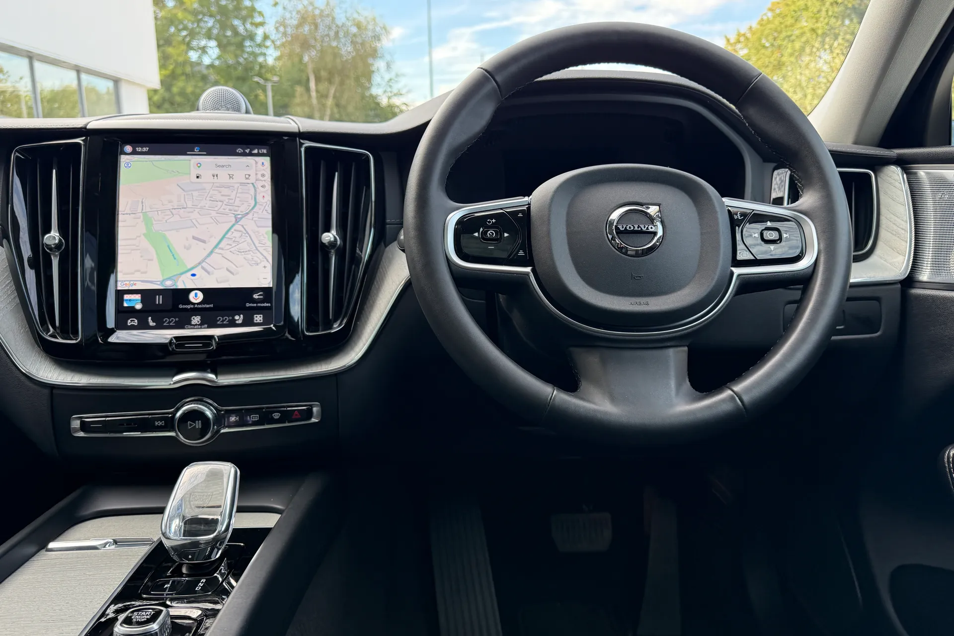 Volvo XC60 thumbnail image number 33