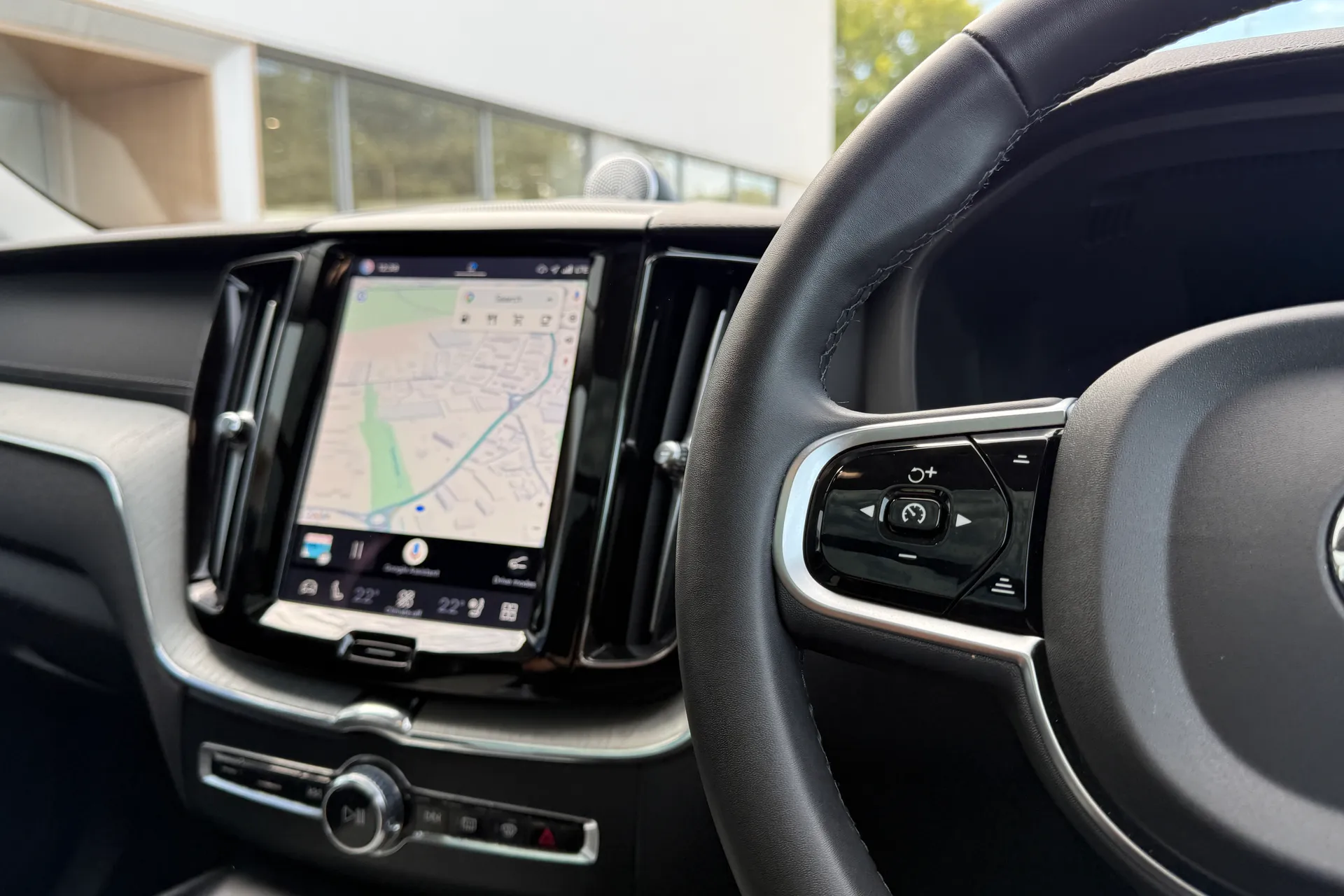 Volvo XC60 thumbnail image number 35