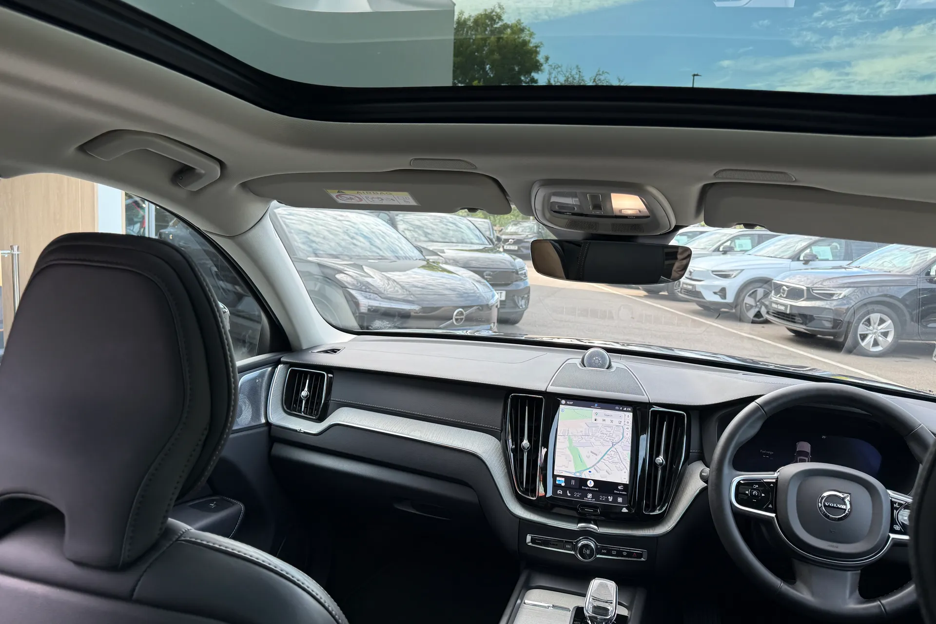 Volvo XC60 thumbnail image number 31