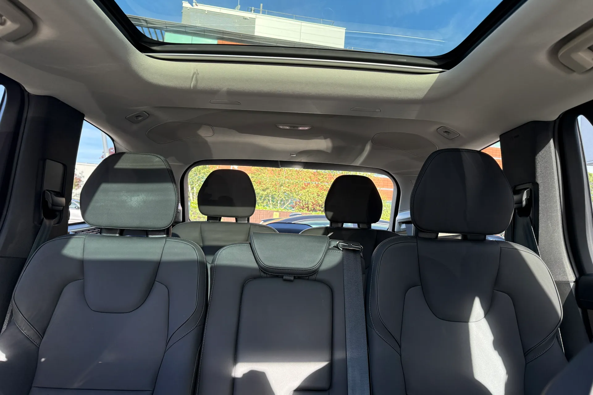 Volvo XC90 thumbnail image number 7