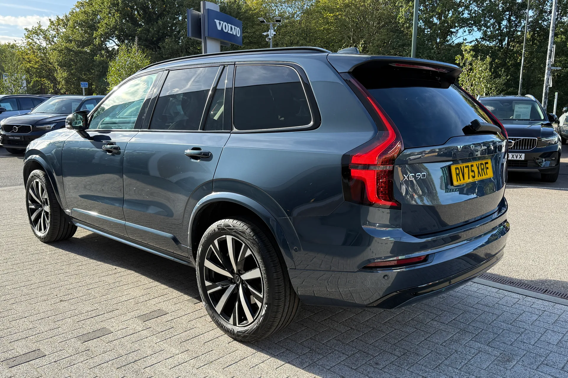 Volvo XC90 thumbnail image number 13