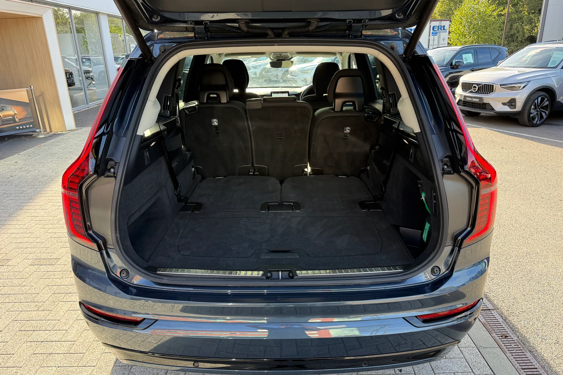 Volvo XC90 thumbnail image number 23