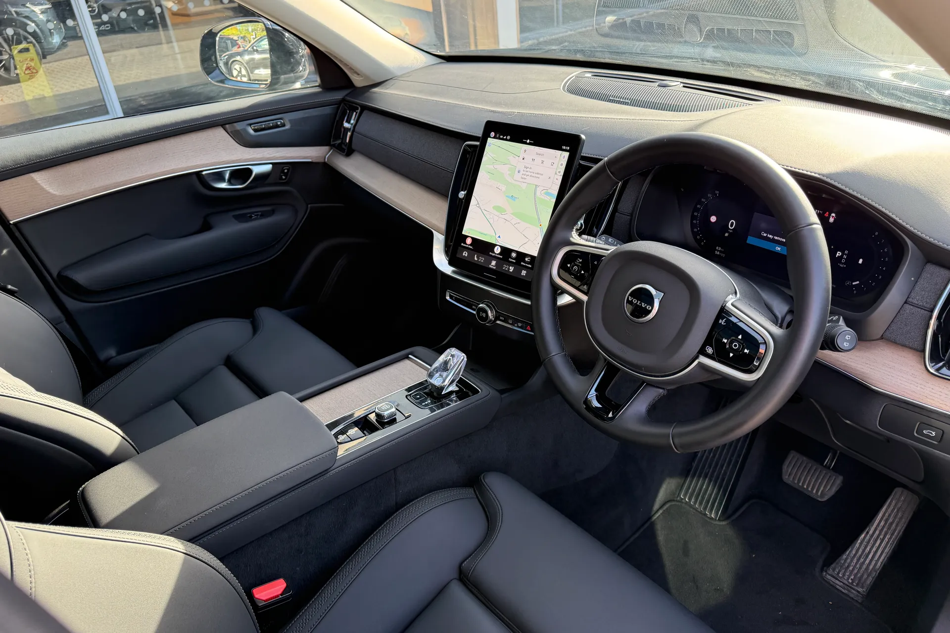 Volvo XC90 thumbnail image number 6