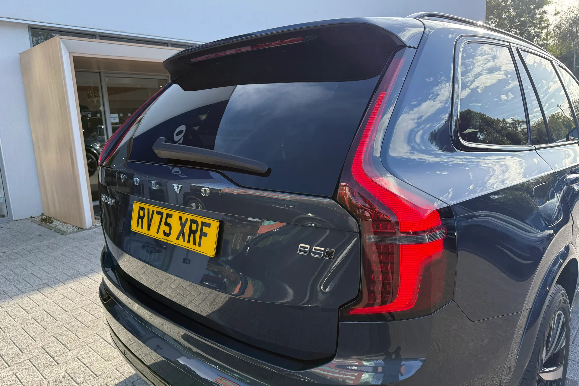 Volvo XC90 thumbnail image number 21