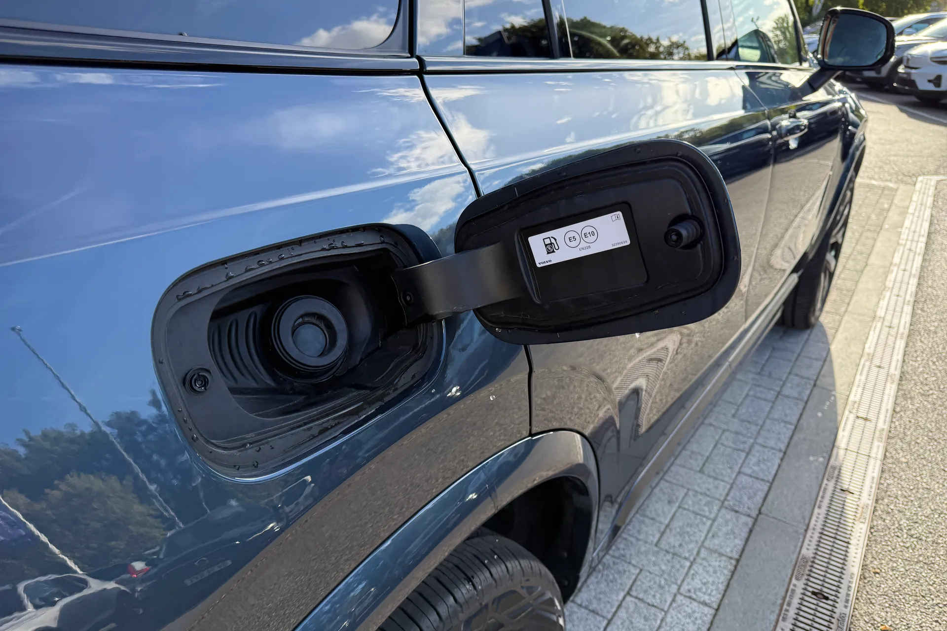 Volvo XC90 thumbnail image number 19