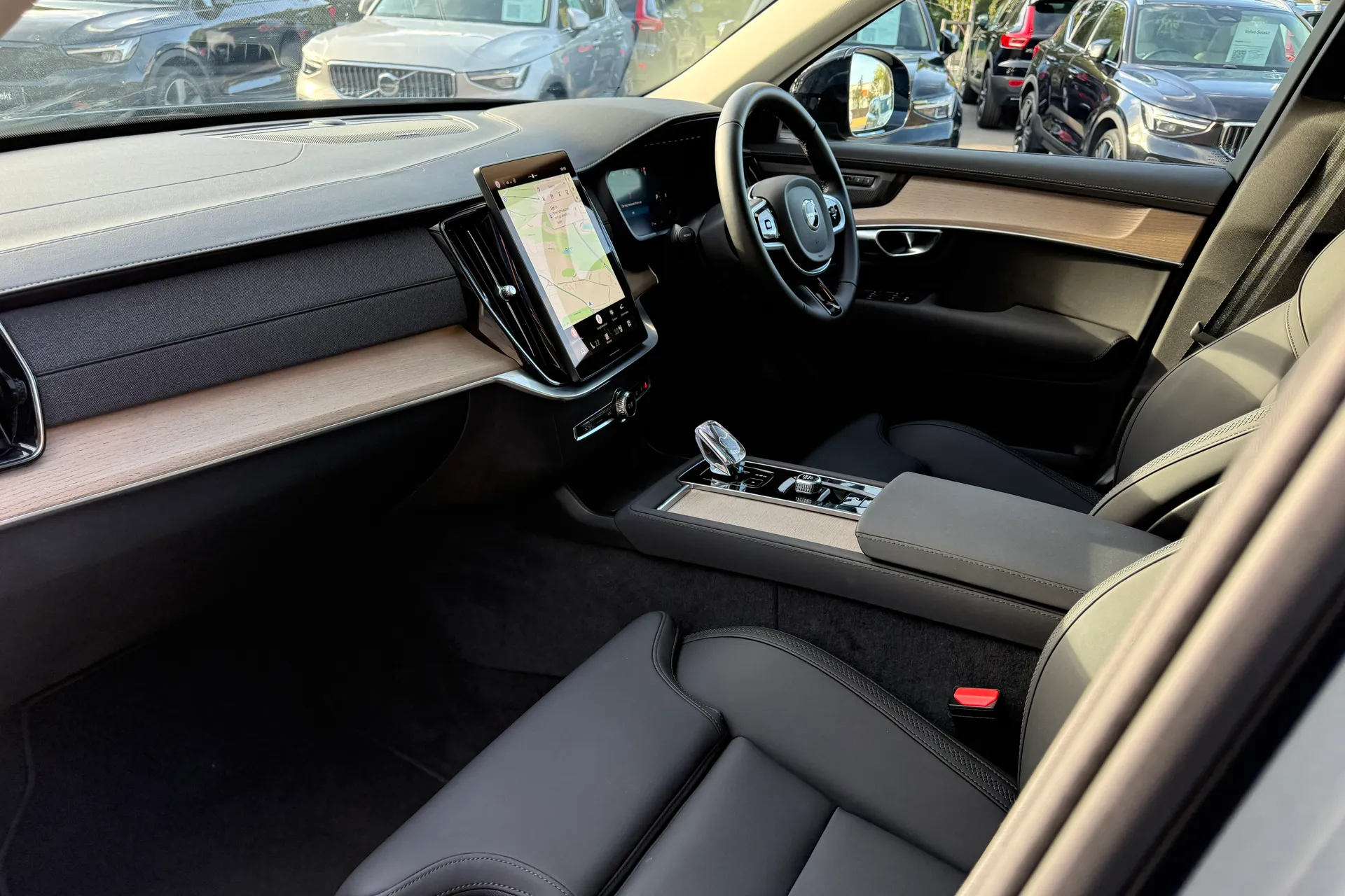 Volvo XC90 thumbnail image number 30