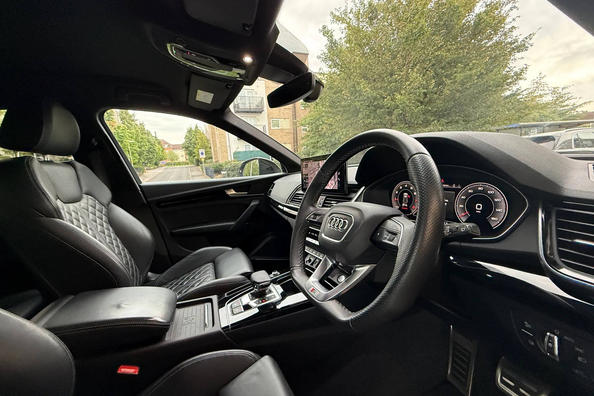 Audi Q5 thumbnail image number 26