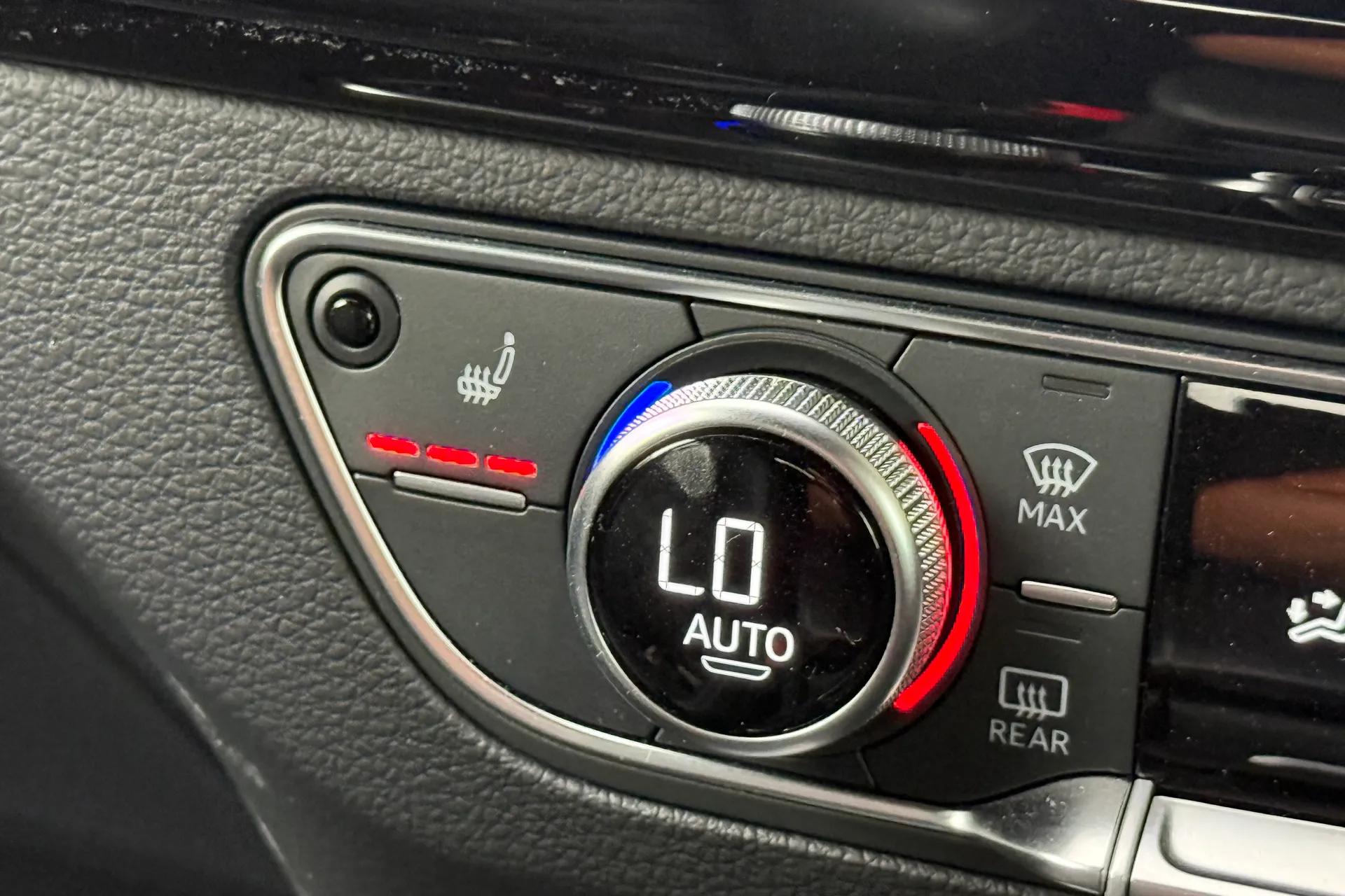 Audi Q5 thumbnail image number 18