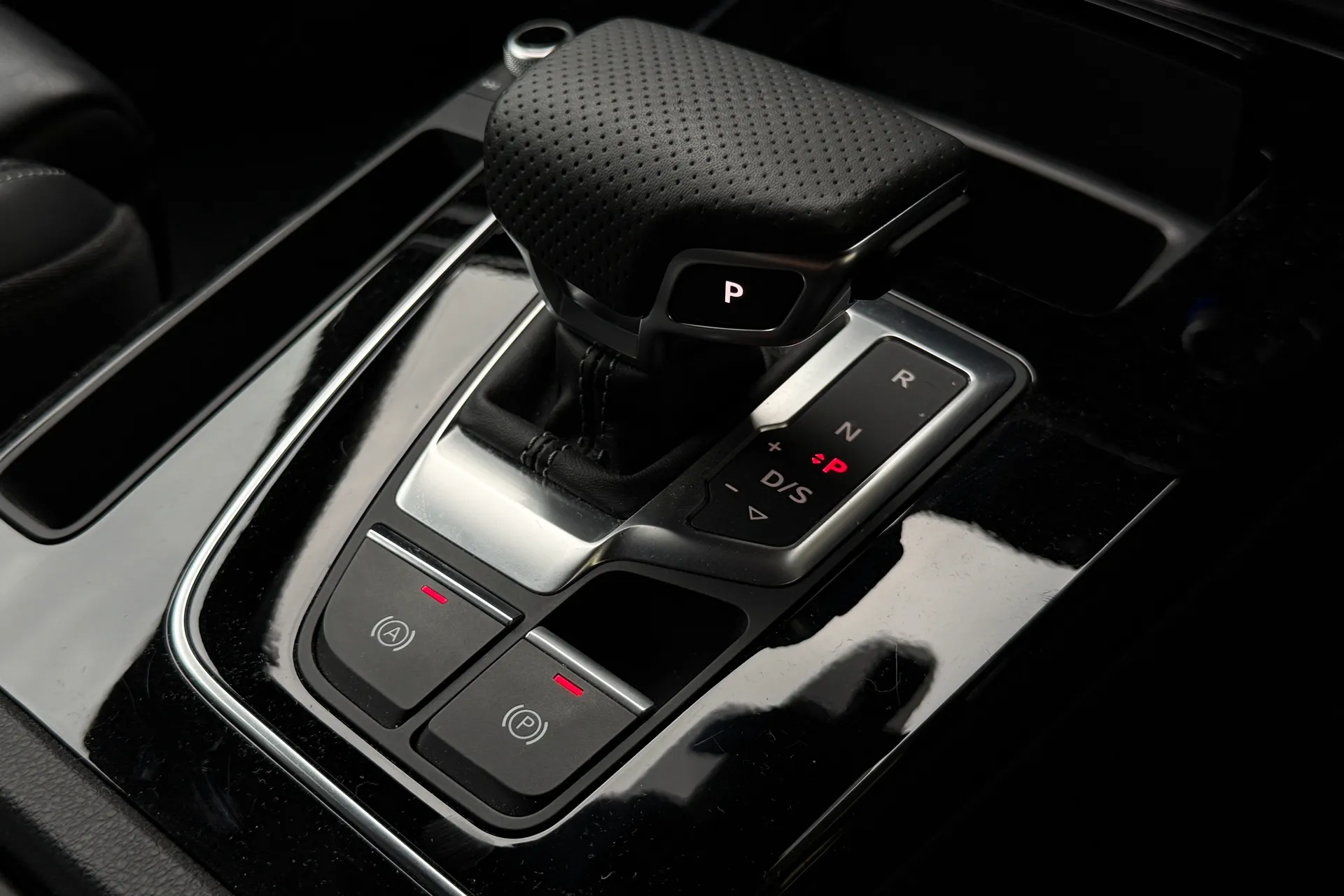 Audi Q5 thumbnail image number 22