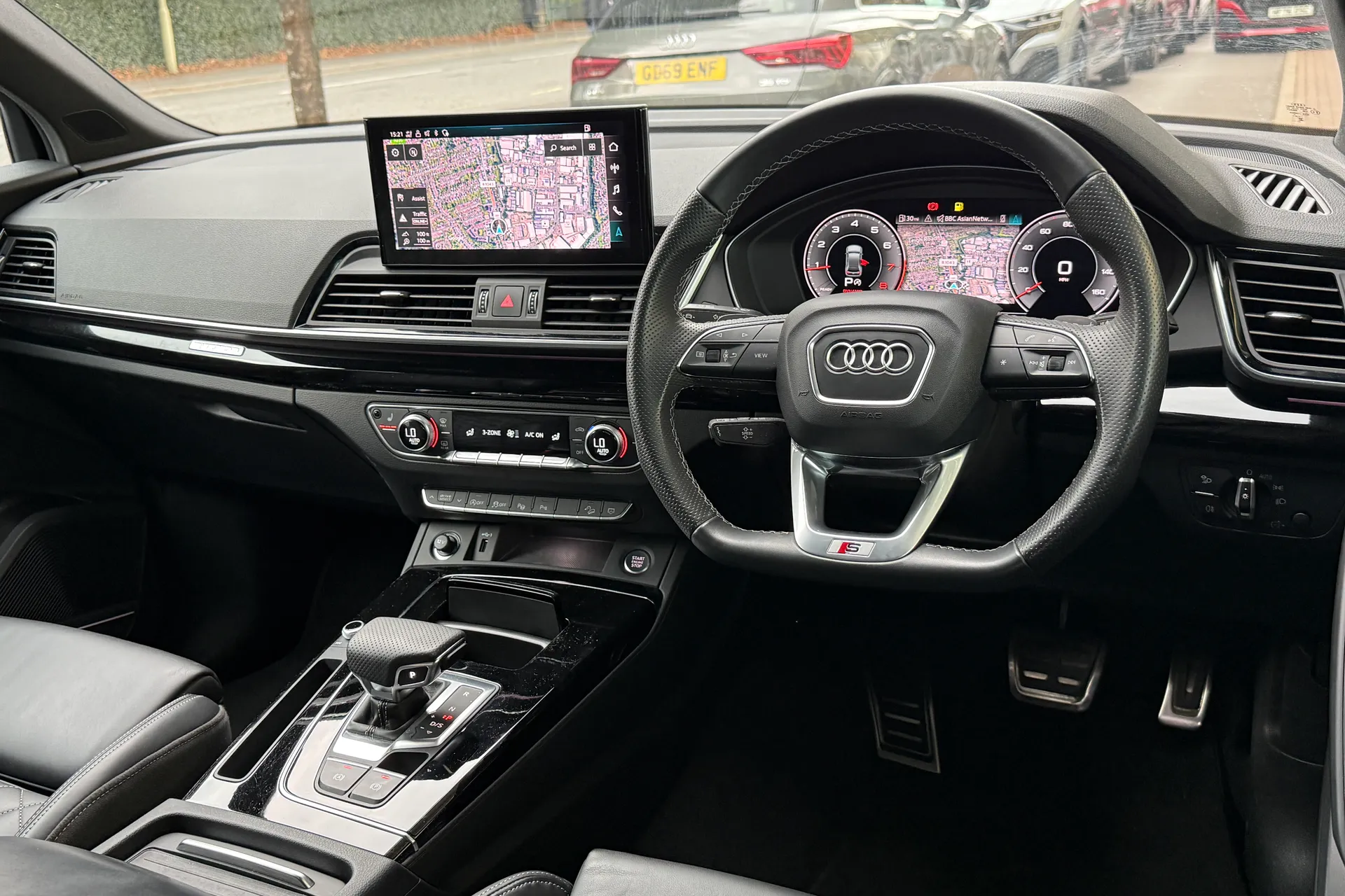 Audi Q5 thumbnail image number 31
