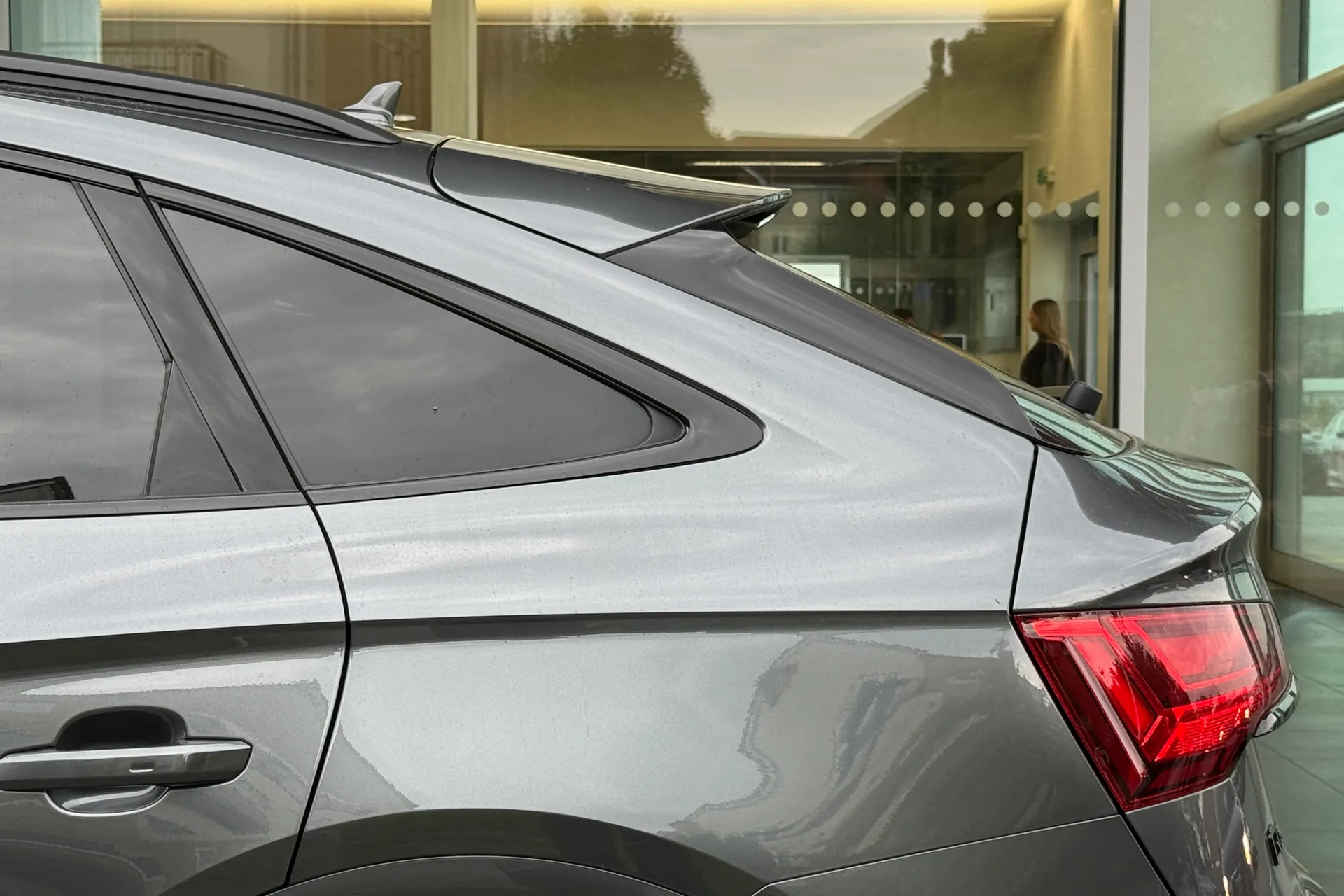 Audi Q5 thumbnail image number 43