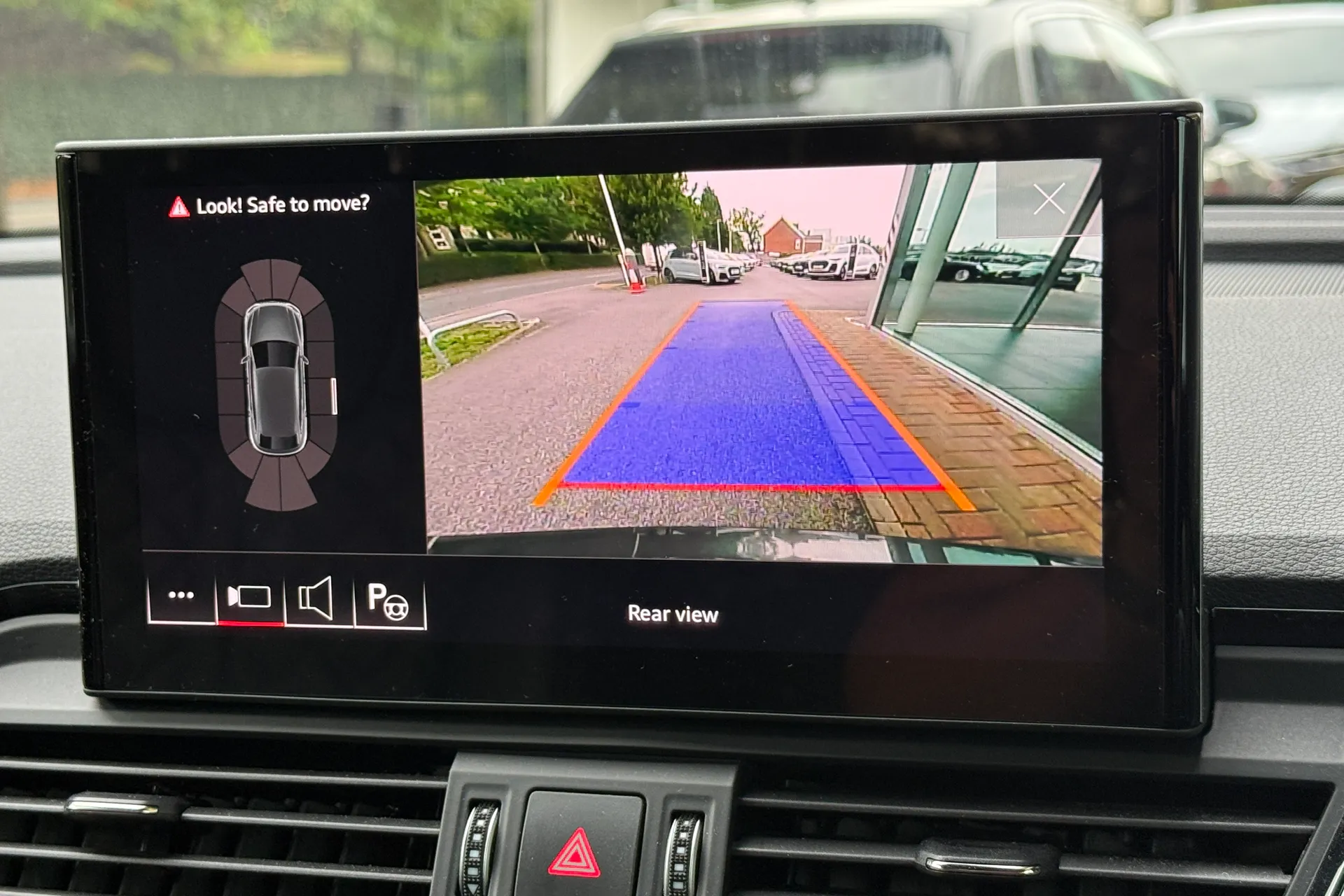 Audi Q5 thumbnail image number 5