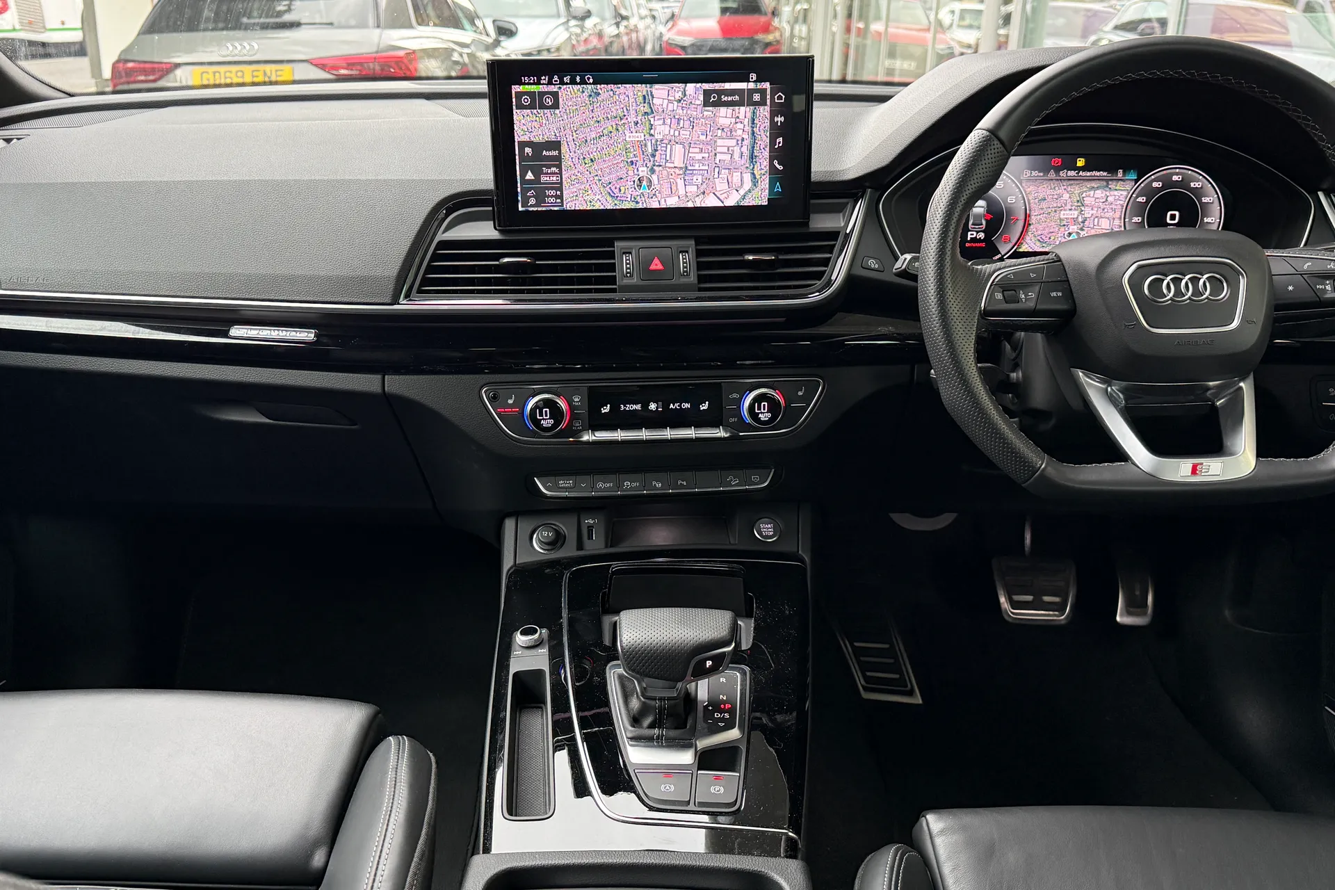 Audi Q5 thumbnail image number 34
