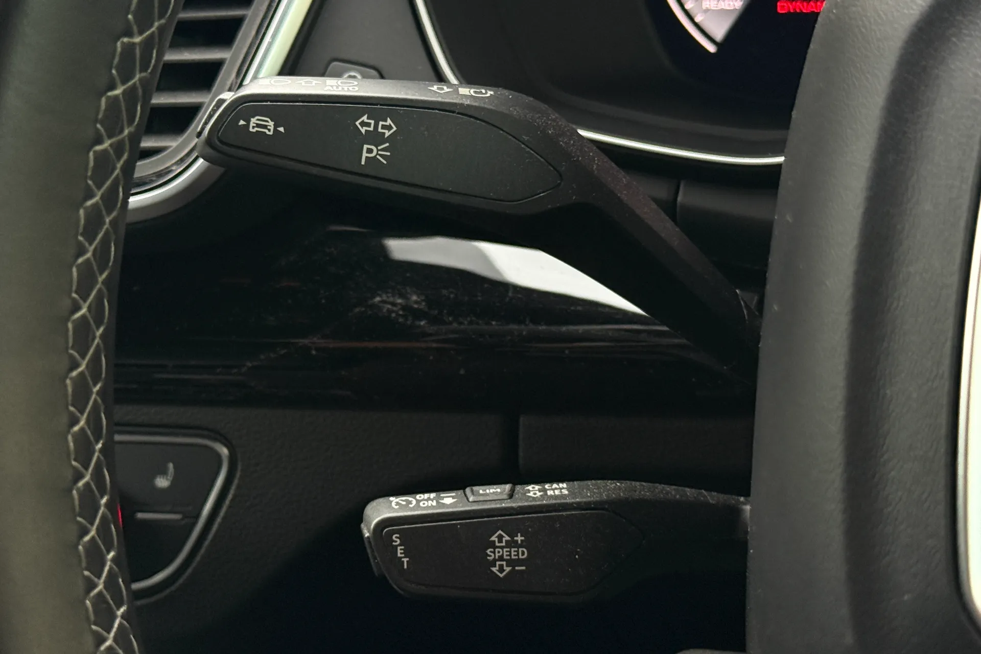 Audi Q5 thumbnail image number 14