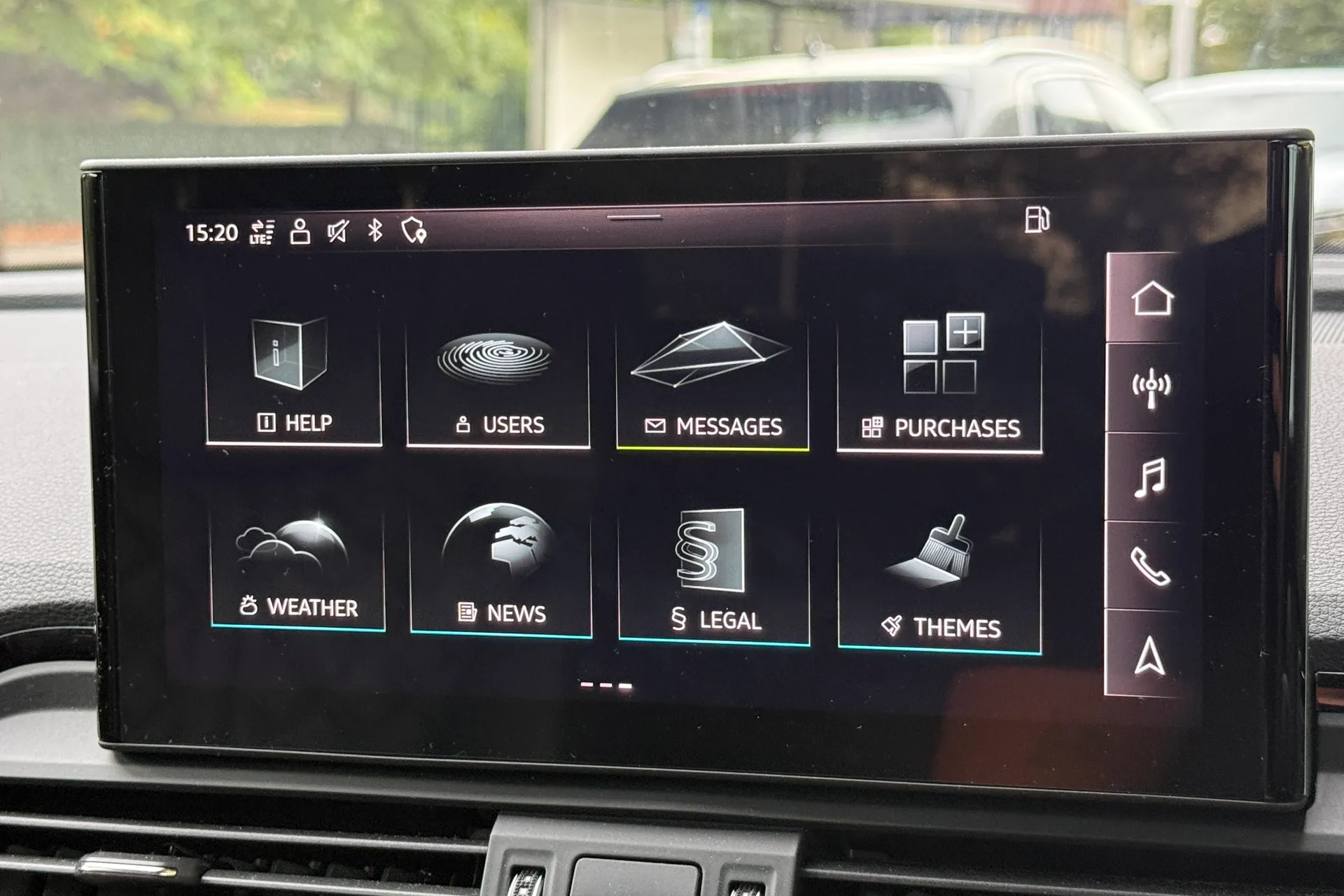 Audi Q5 thumbnail image number 16