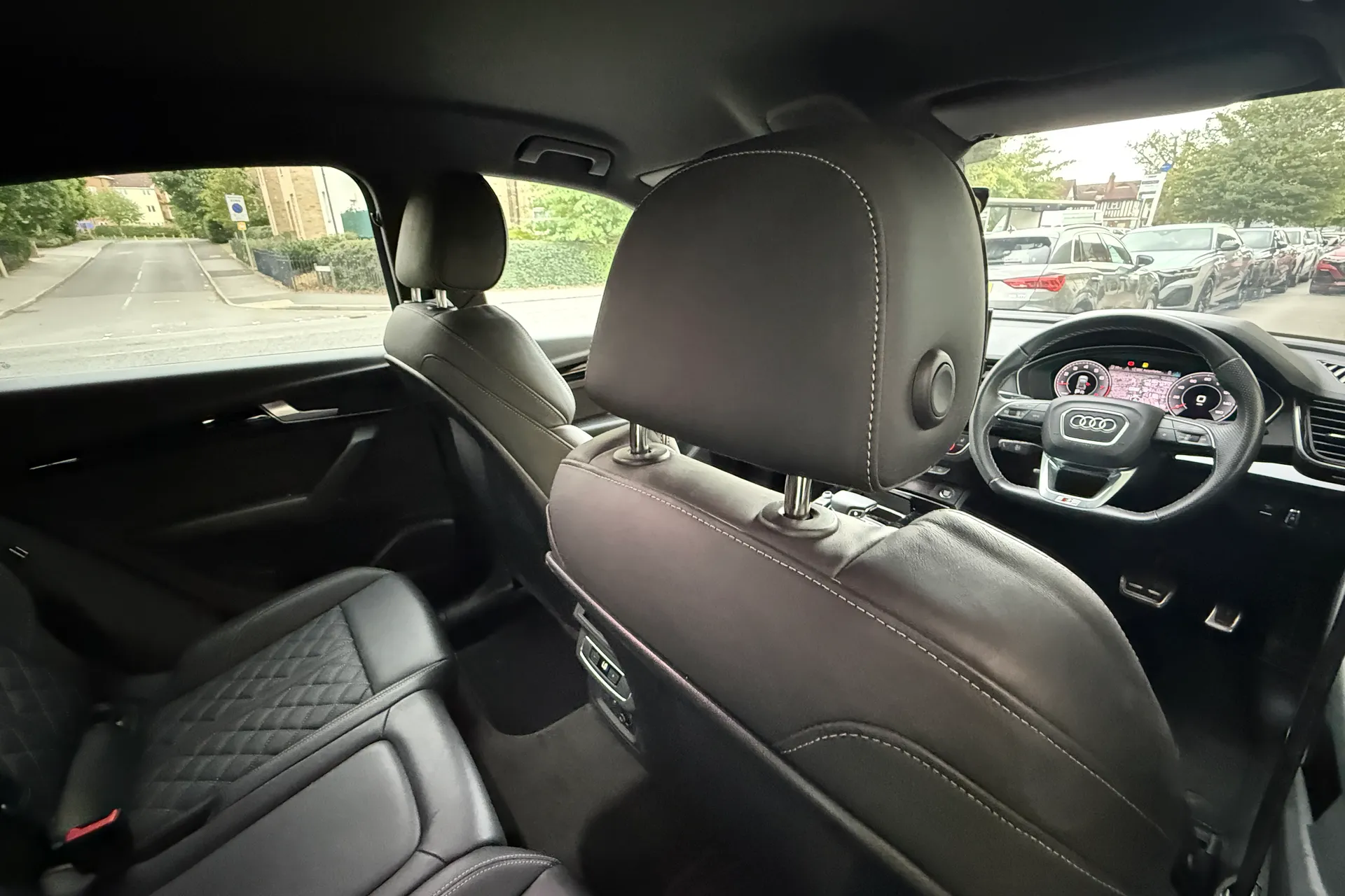 Audi Q5 thumbnail image number 32