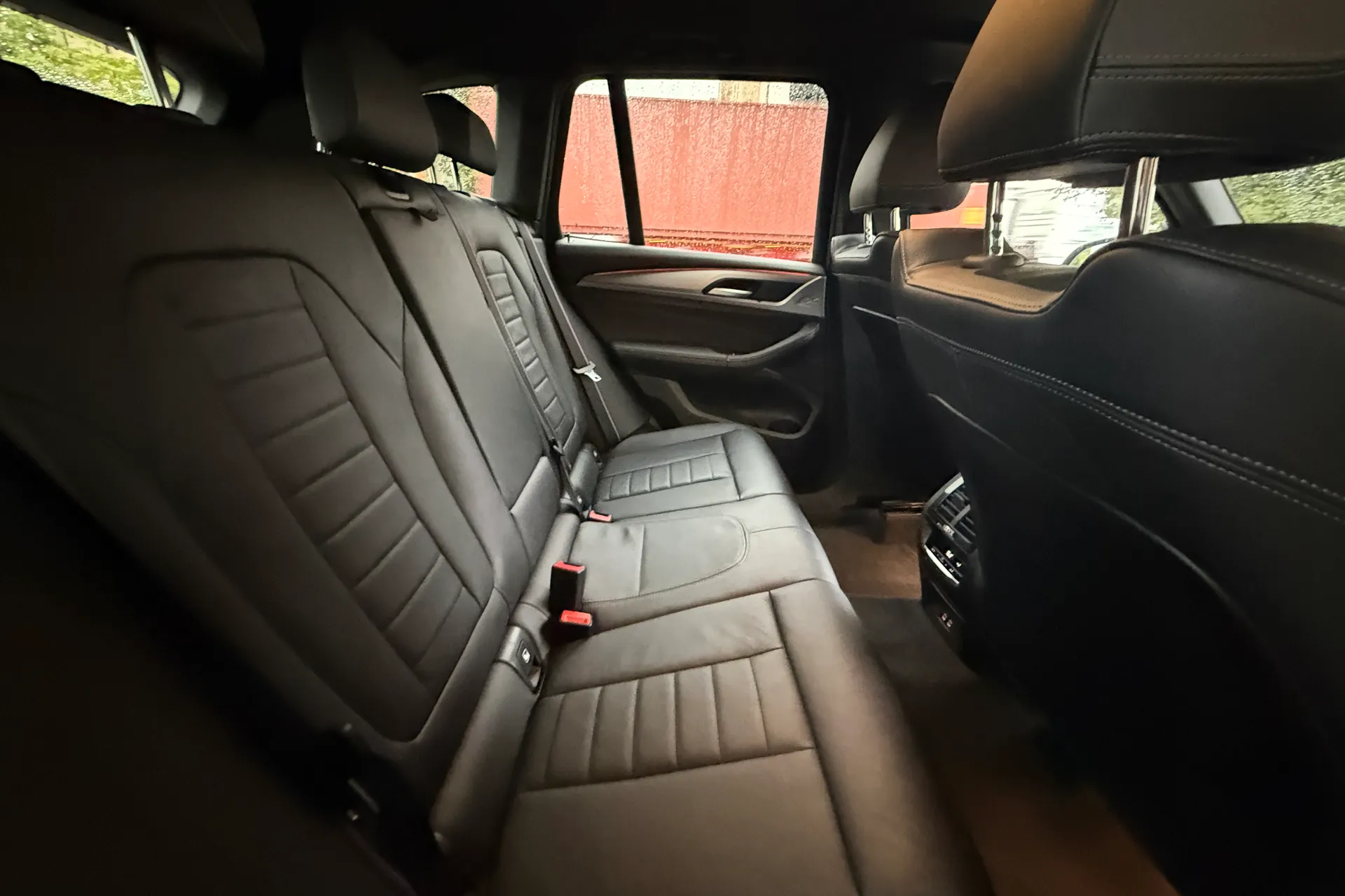 BMW X3 thumbnail image number 31