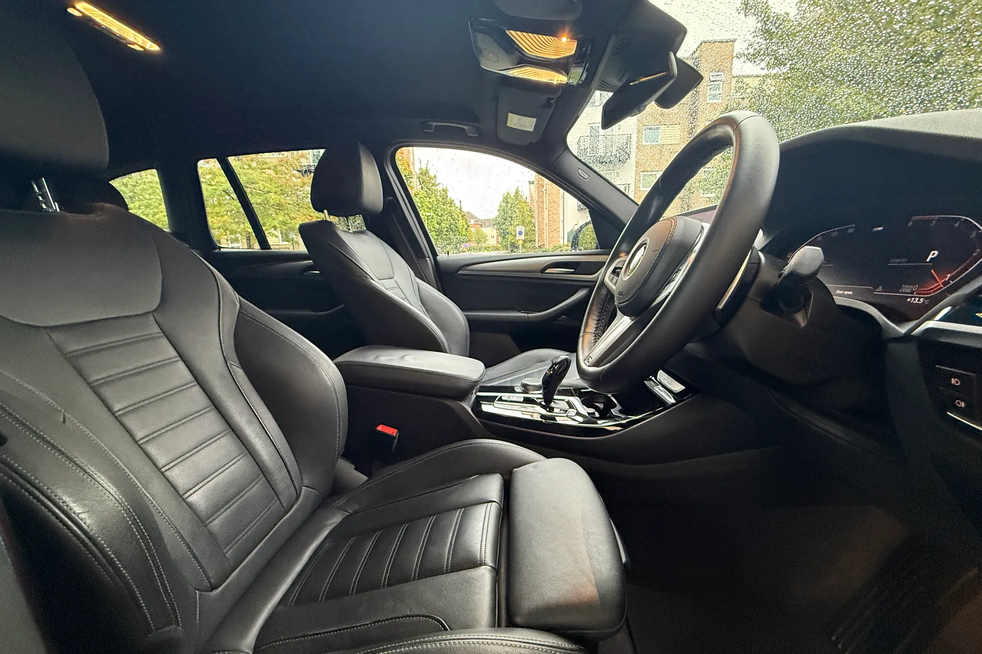 BMW X3 thumbnail image number 24