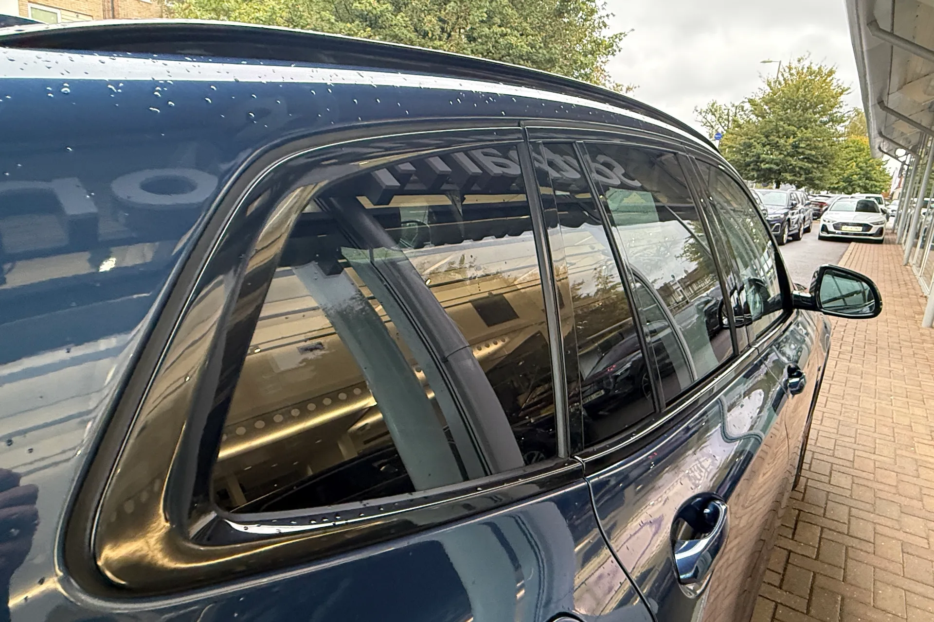 BMW X3 thumbnail image number 28
