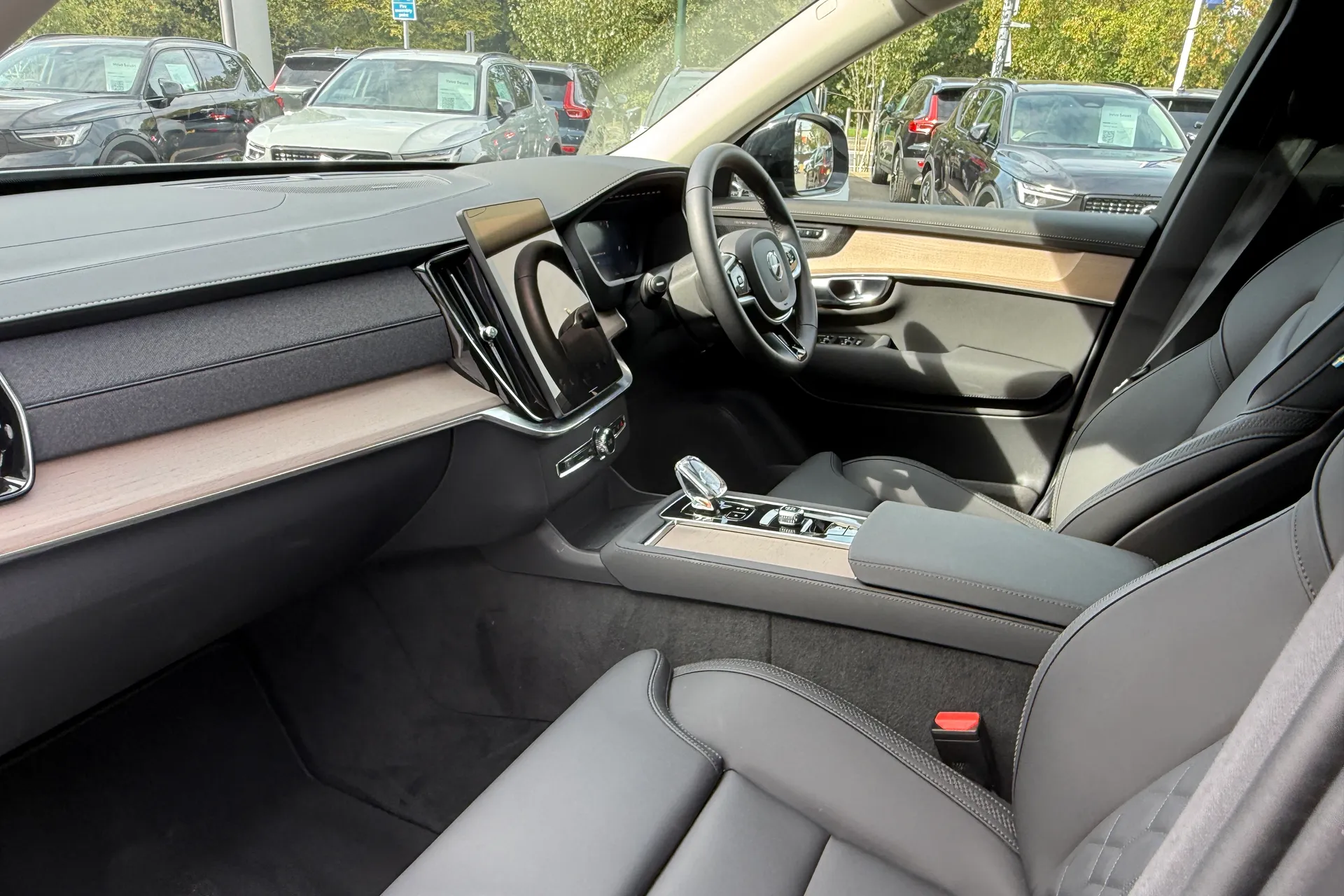 Volvo XC90 thumbnail image number 30