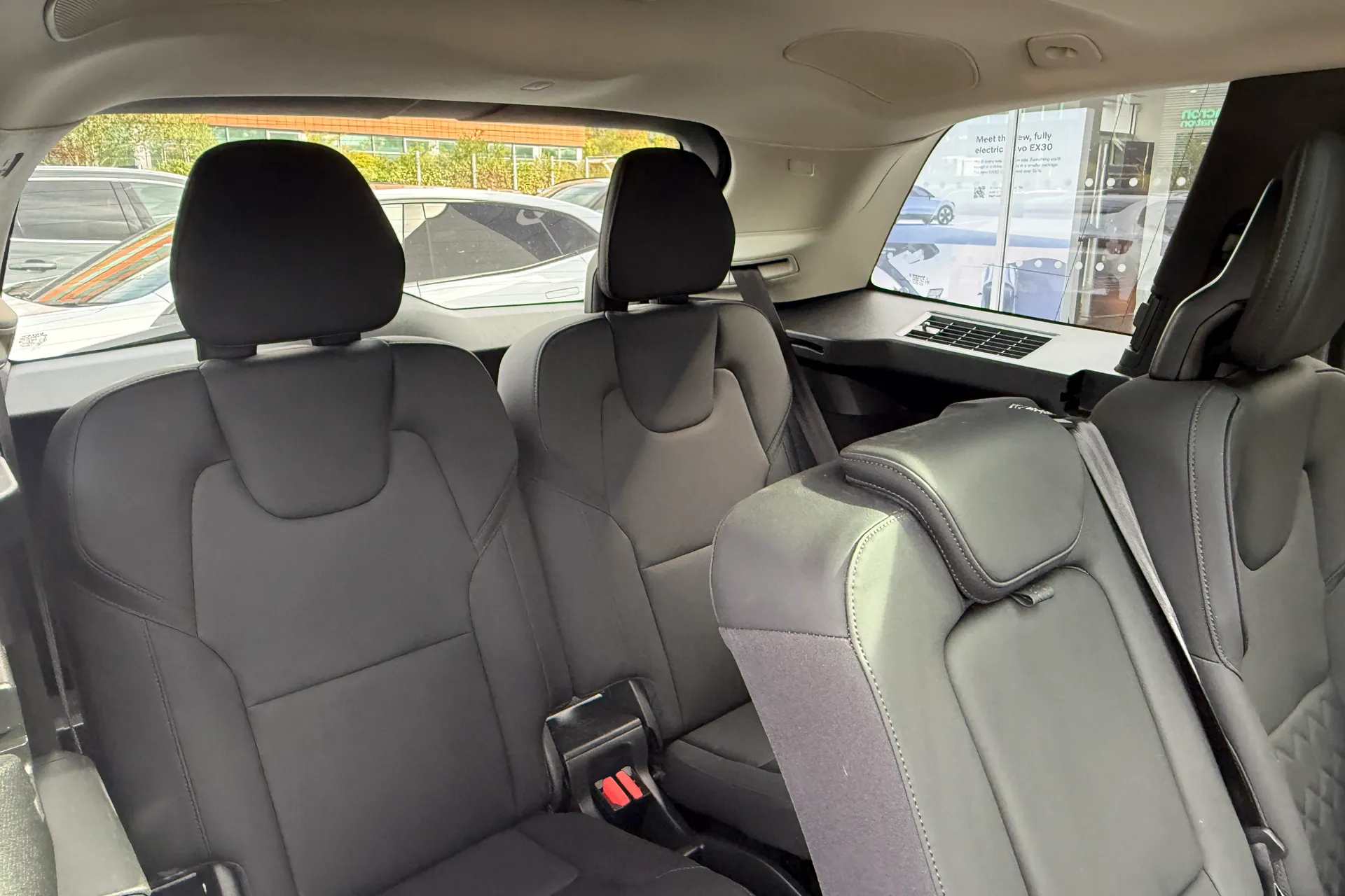 Volvo XC90 thumbnail image number 22