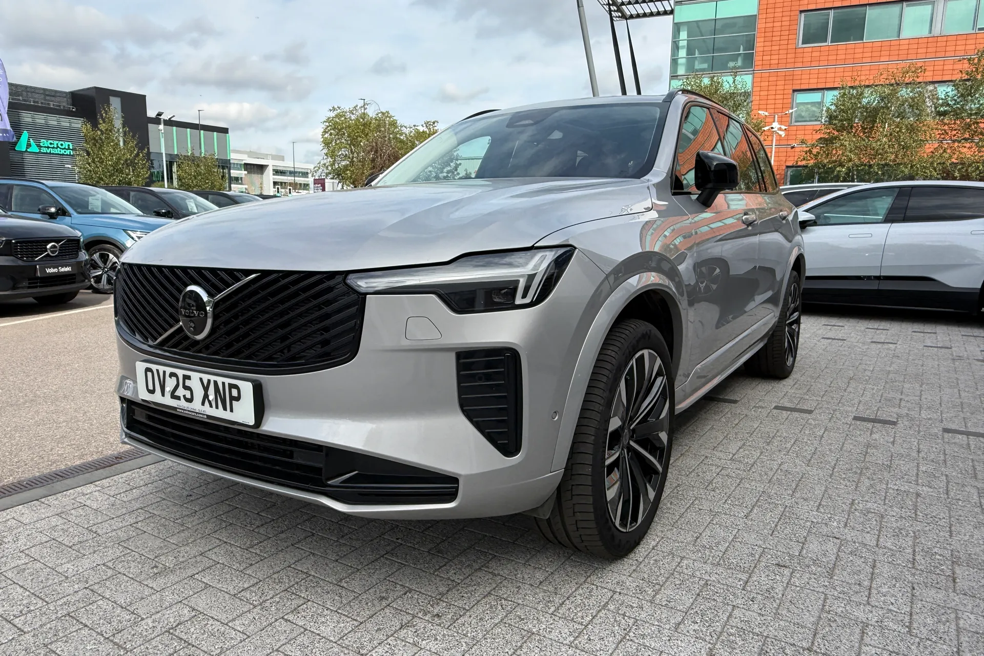 Volvo XC90 thumbnail image number 14