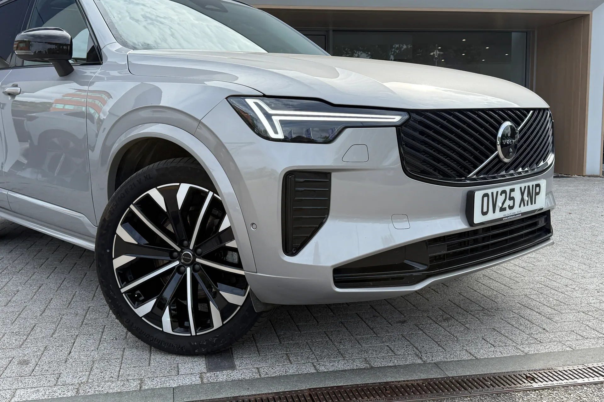 Volvo XC90 thumbnail image number 9