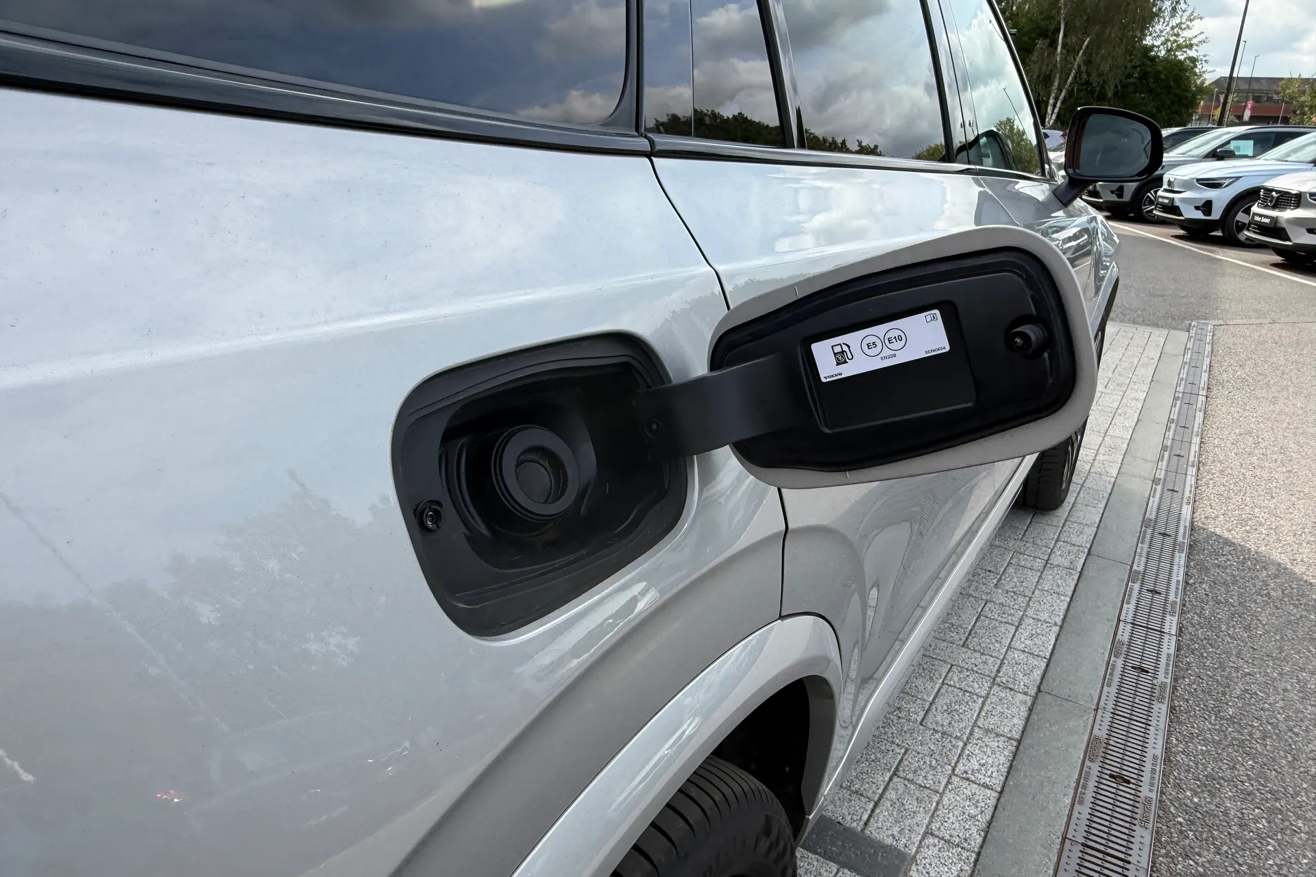 Volvo XC90 thumbnail image number 18