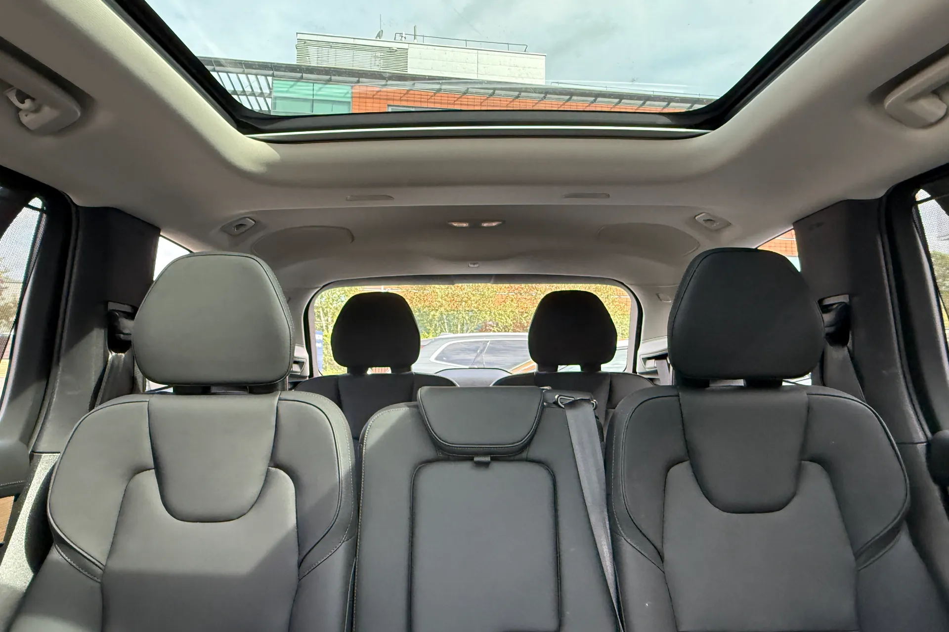 Volvo XC90 thumbnail image number 23