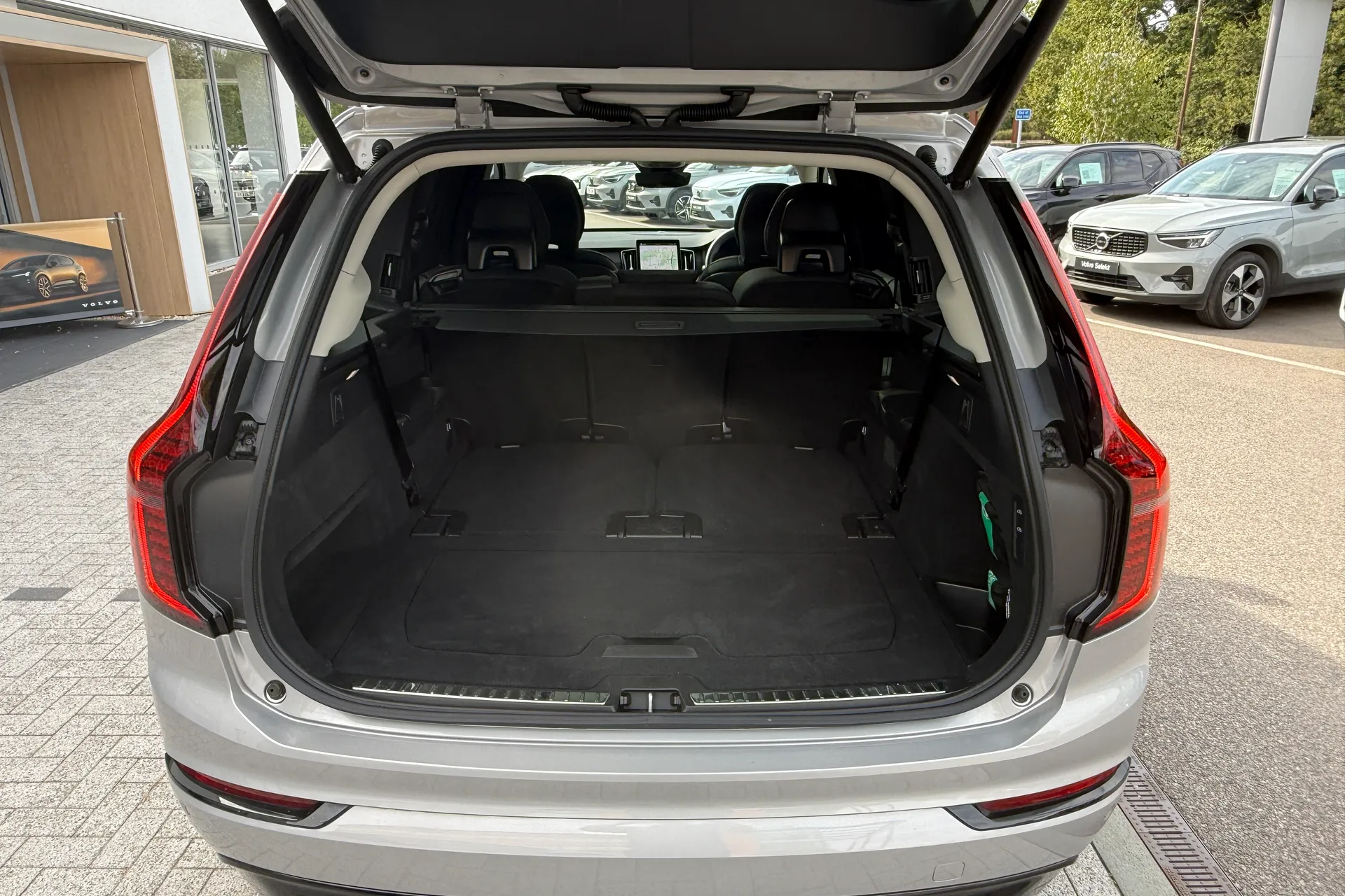 Volvo XC90 thumbnail image number 24