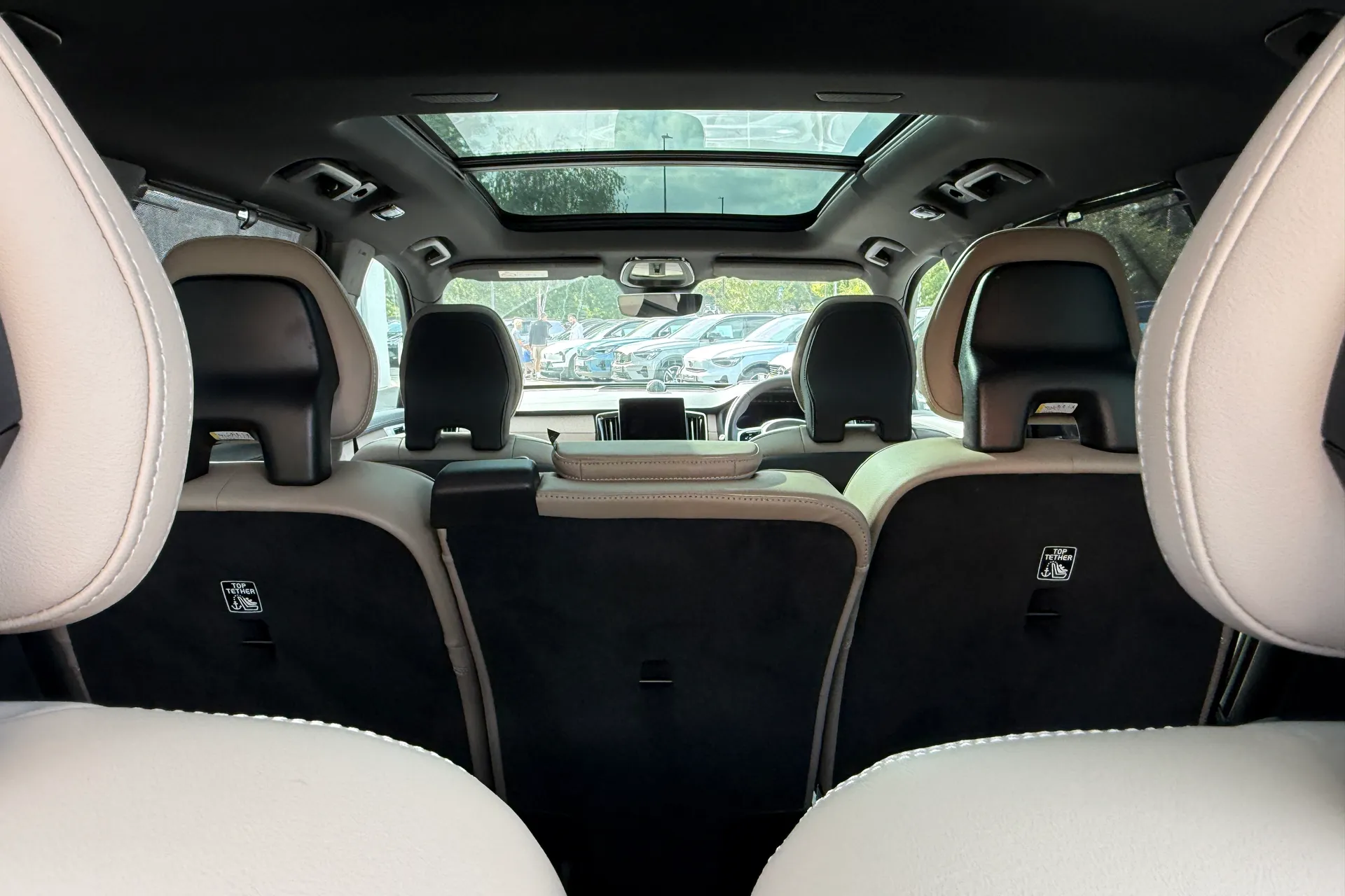 Volvo XC90 thumbnail image number 23