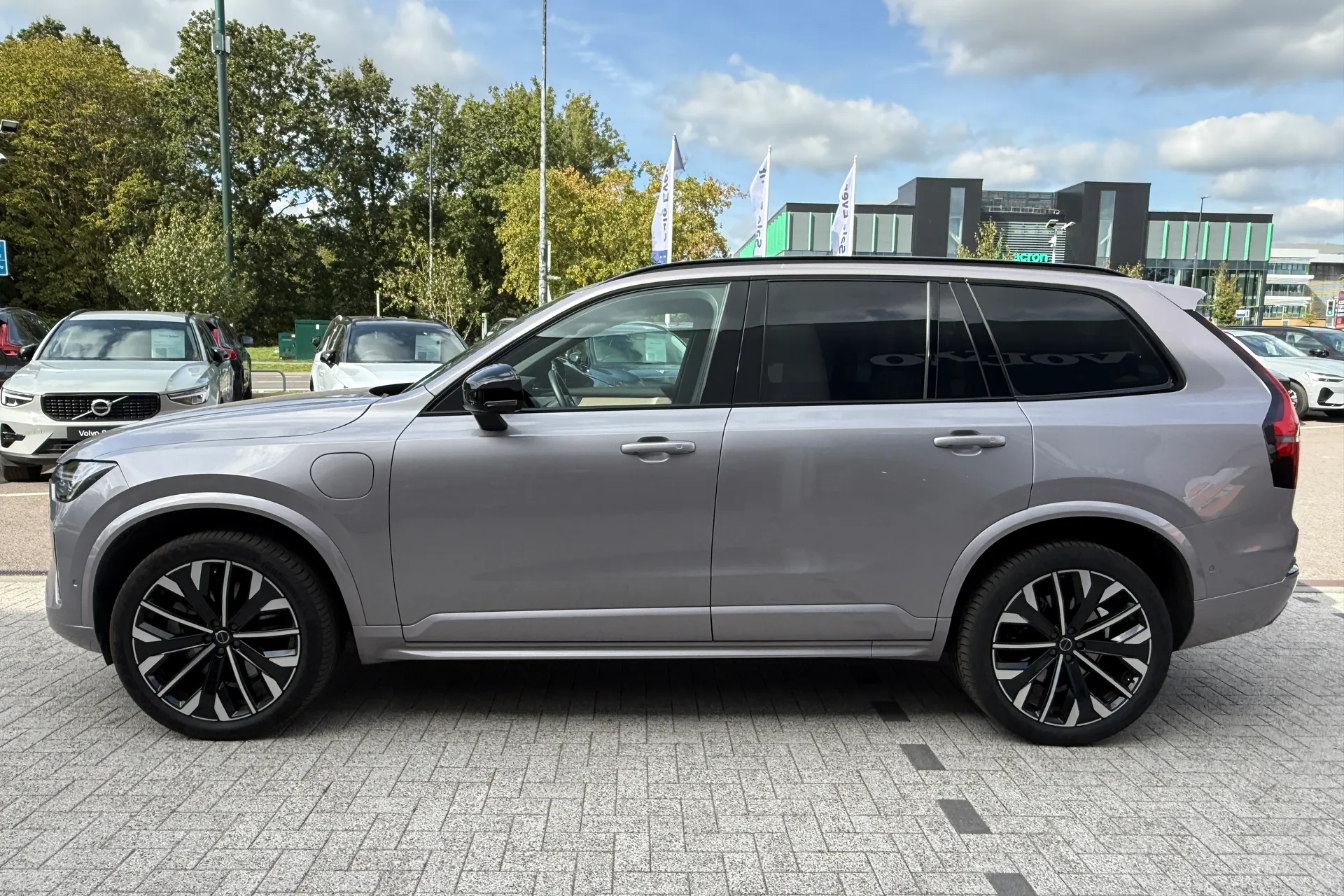 Volvo XC90 thumbnail image number 14