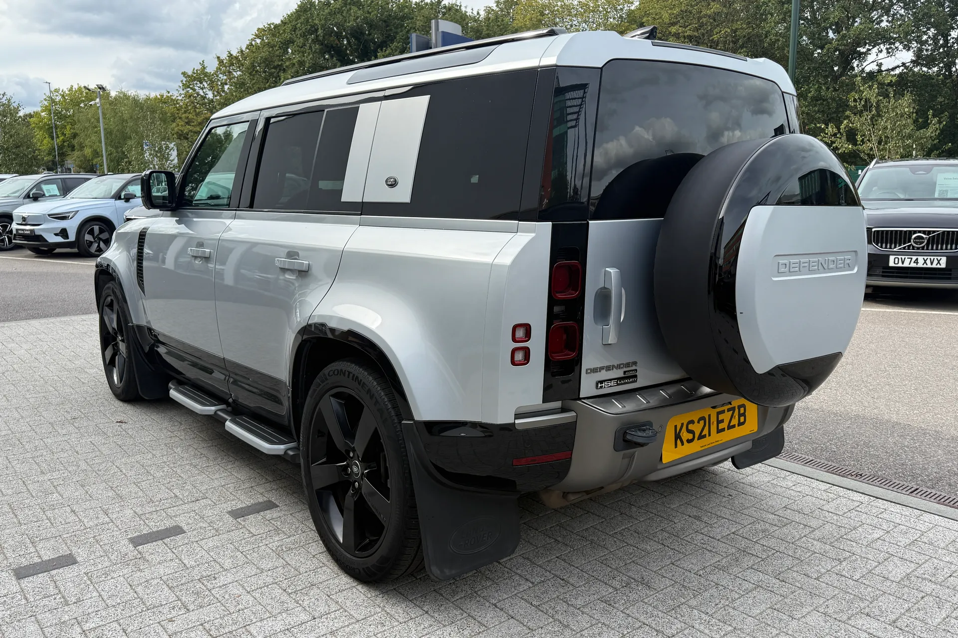 LAND ROVER DEFENDER thumbnail image number 12