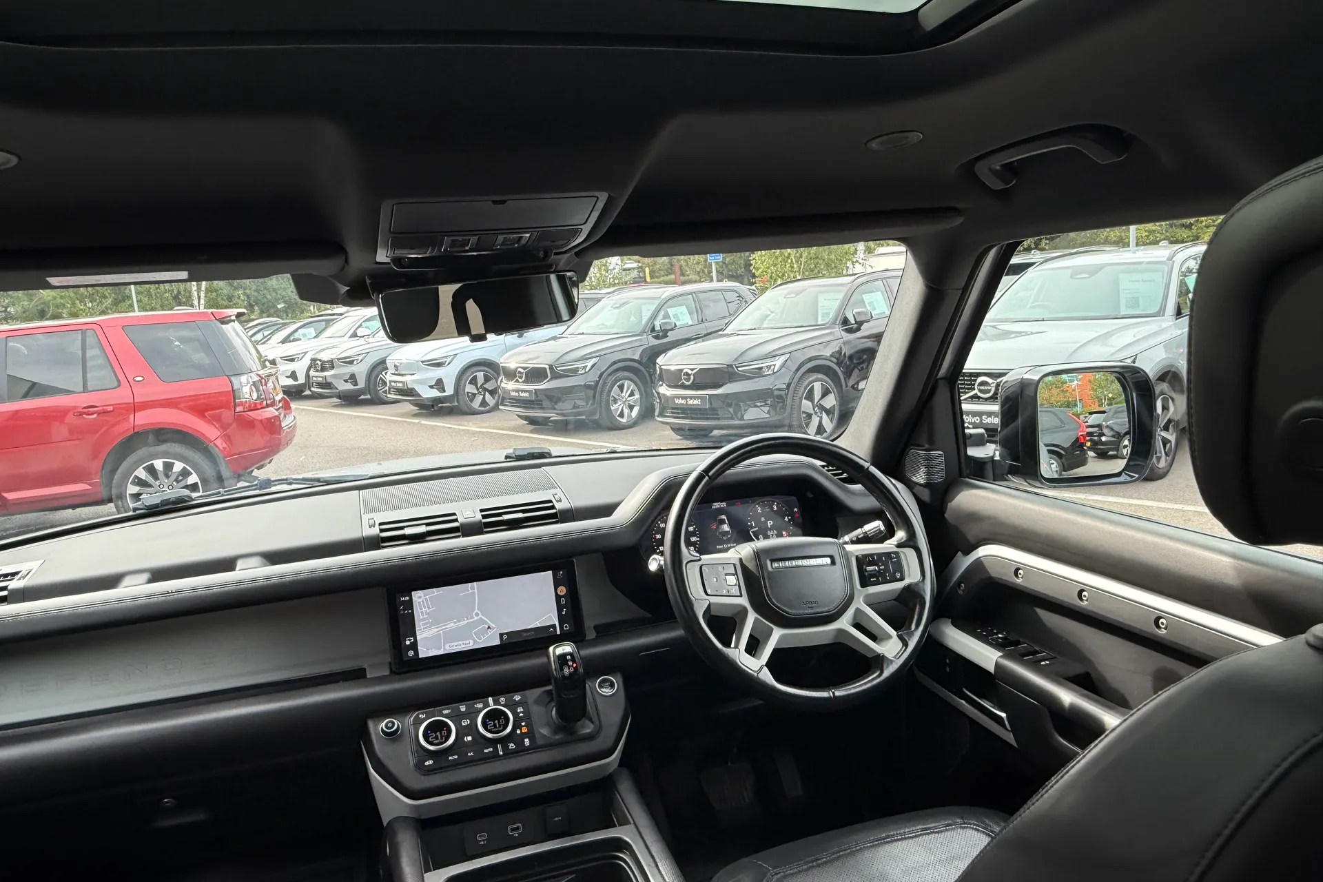 LAND ROVER DEFENDER thumbnail image number 37