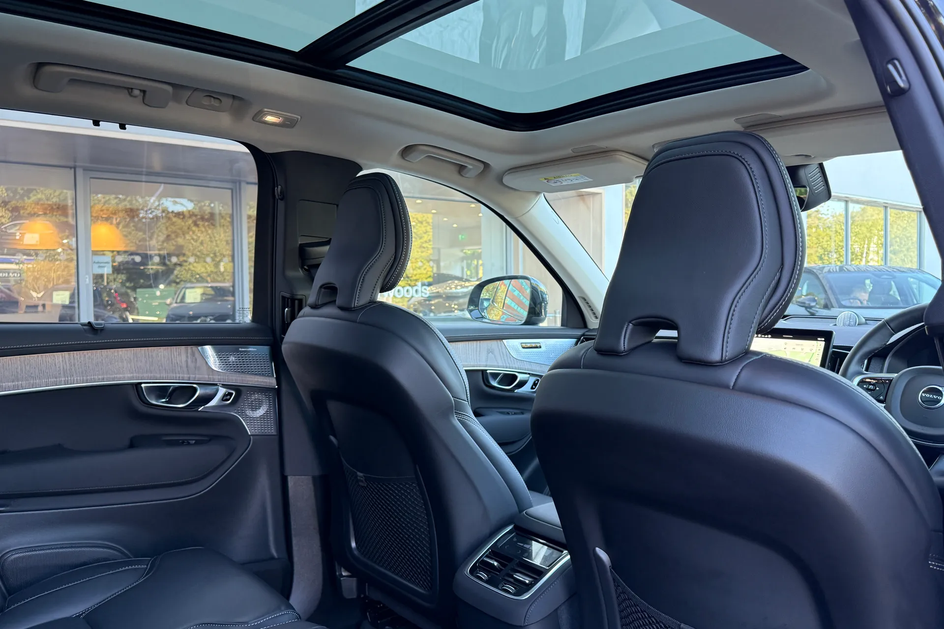 Volvo XC90 thumbnail image number 26