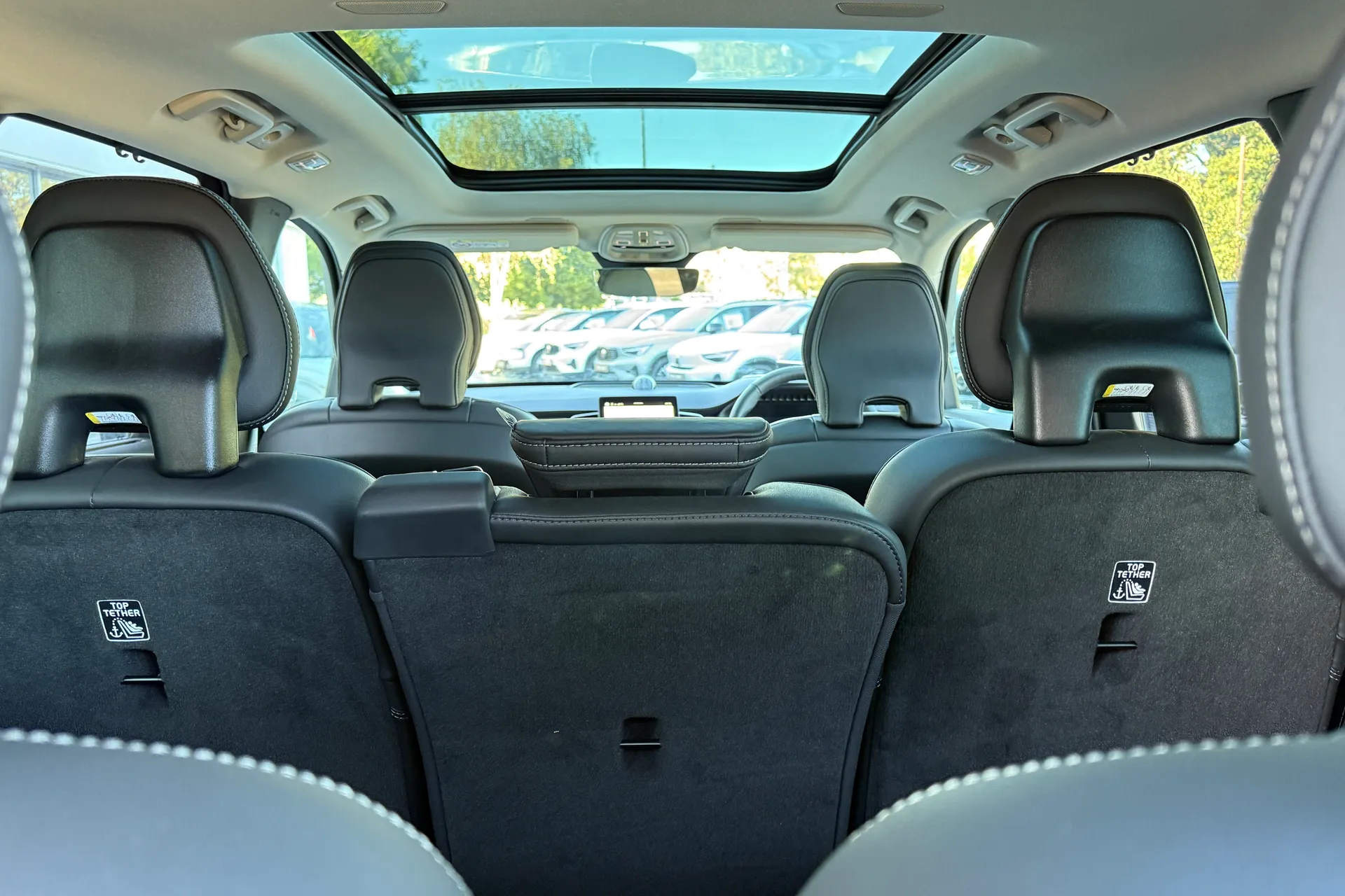 Volvo XC90 thumbnail image number 9