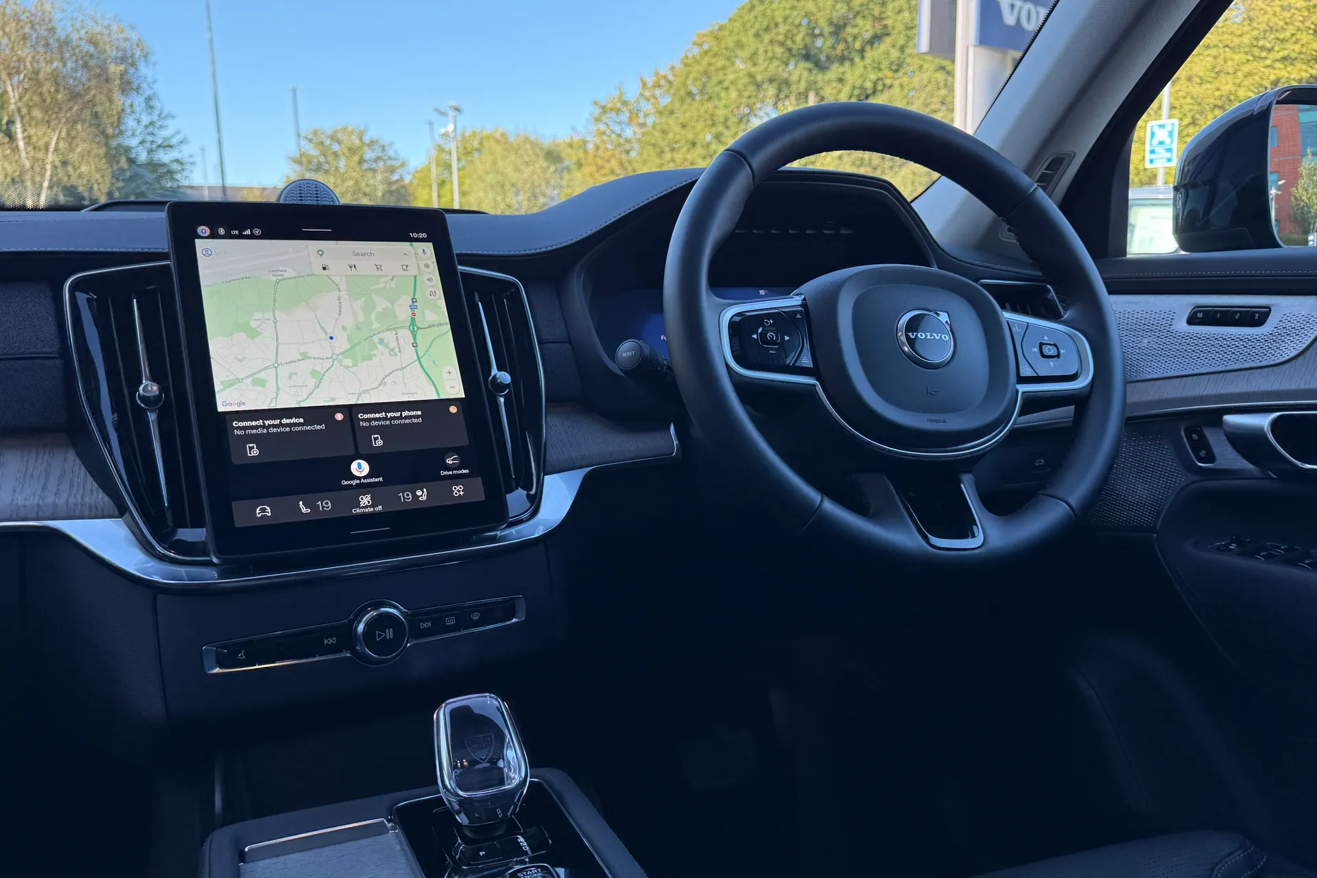 Volvo XC90 thumbnail image number 36