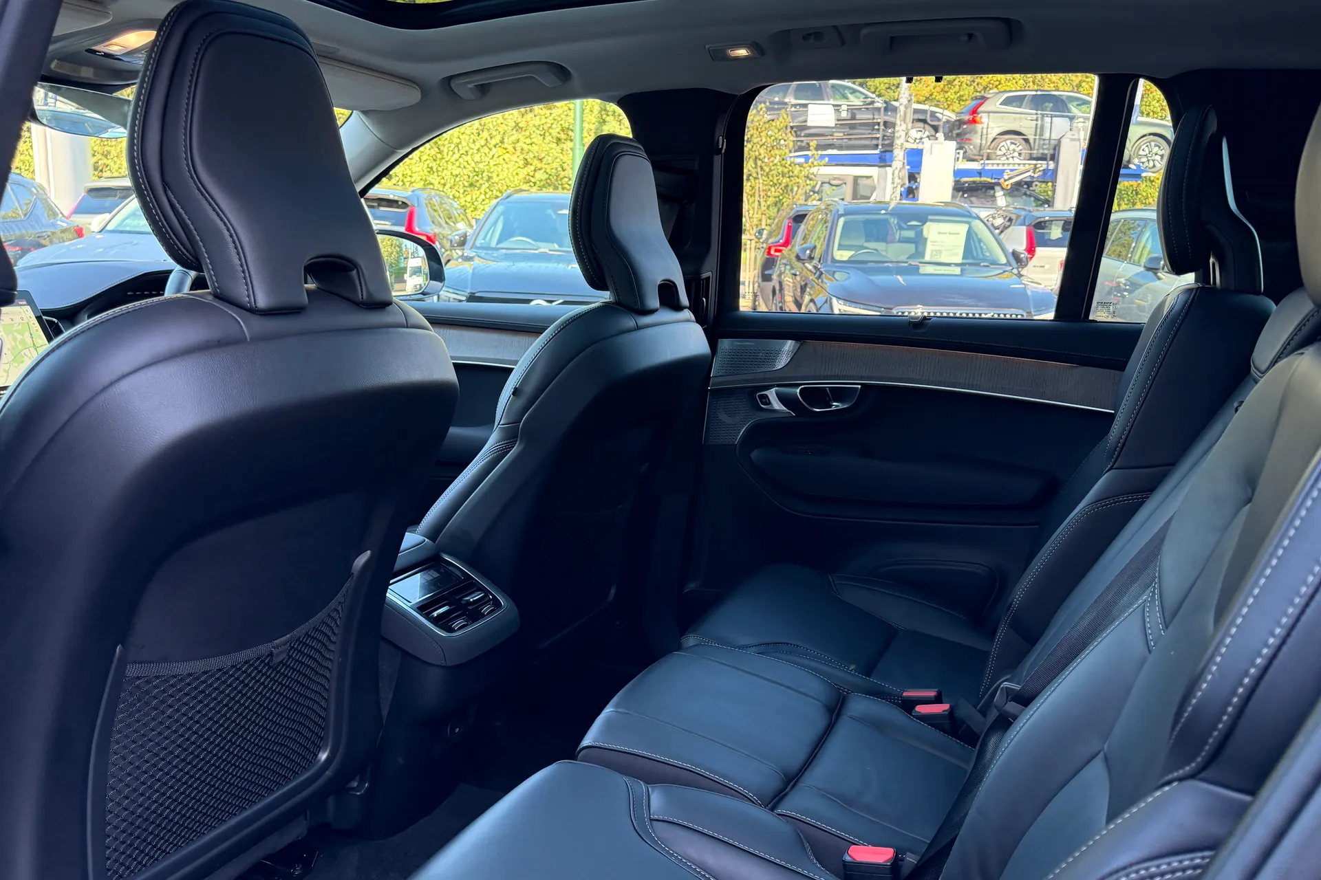 Volvo XC90 thumbnail image number 31