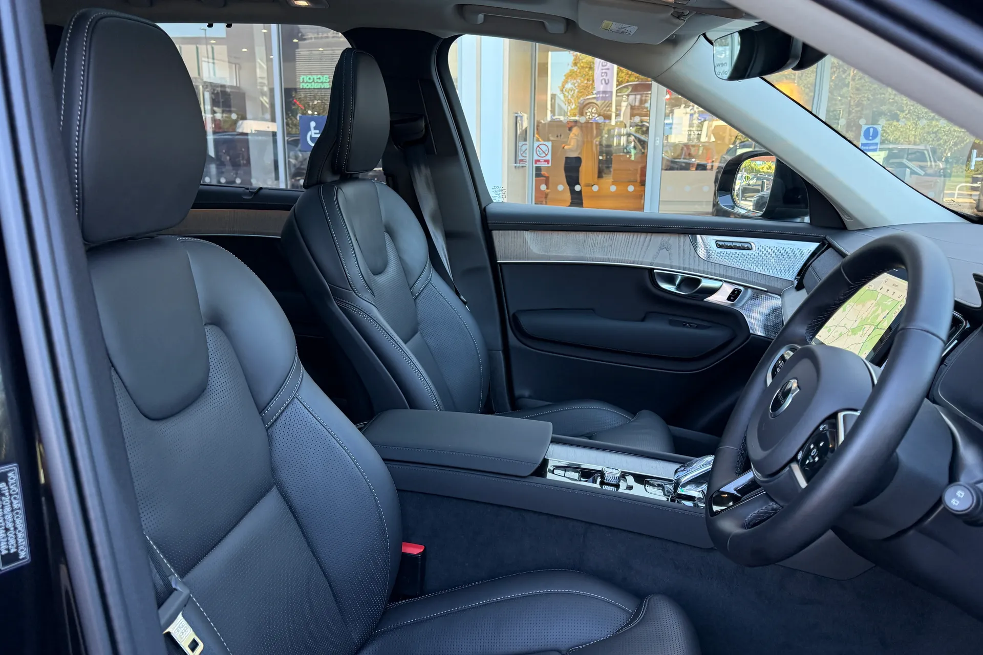Volvo XC90 thumbnail image number 28