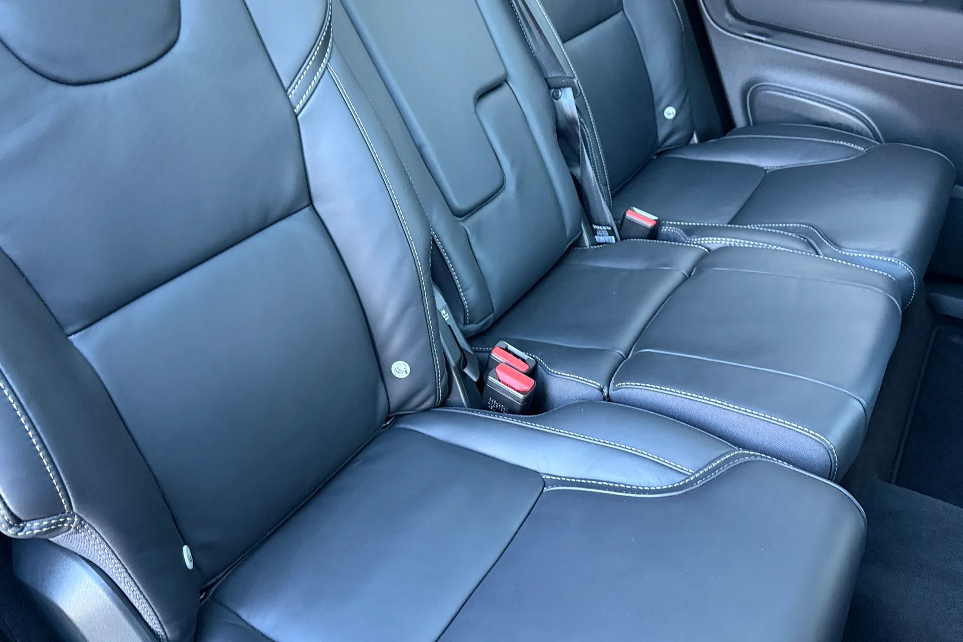Volvo XC90 thumbnail image number 27