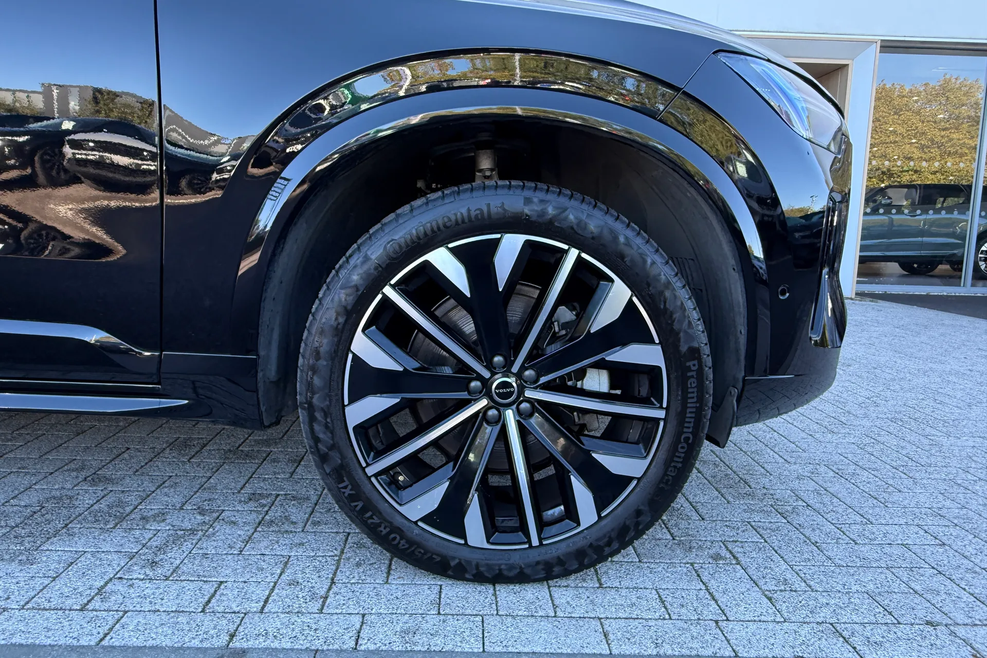 Volvo XC90 thumbnail image number 17