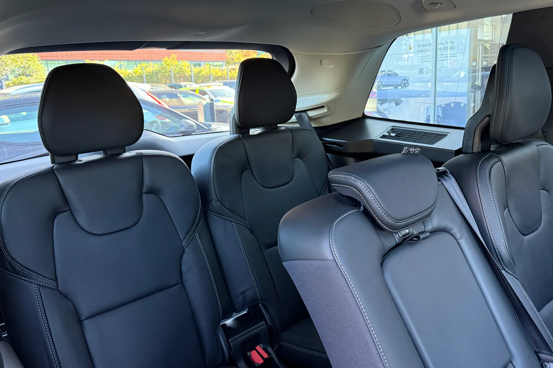 Volvo XC90 thumbnail image number 7