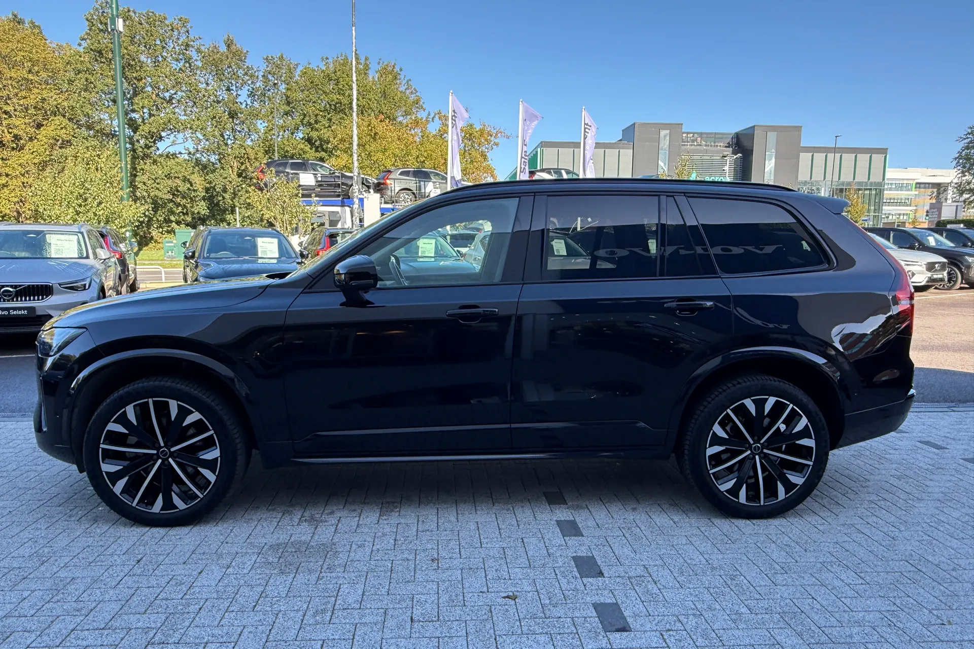 Volvo XC90 thumbnail image number 14