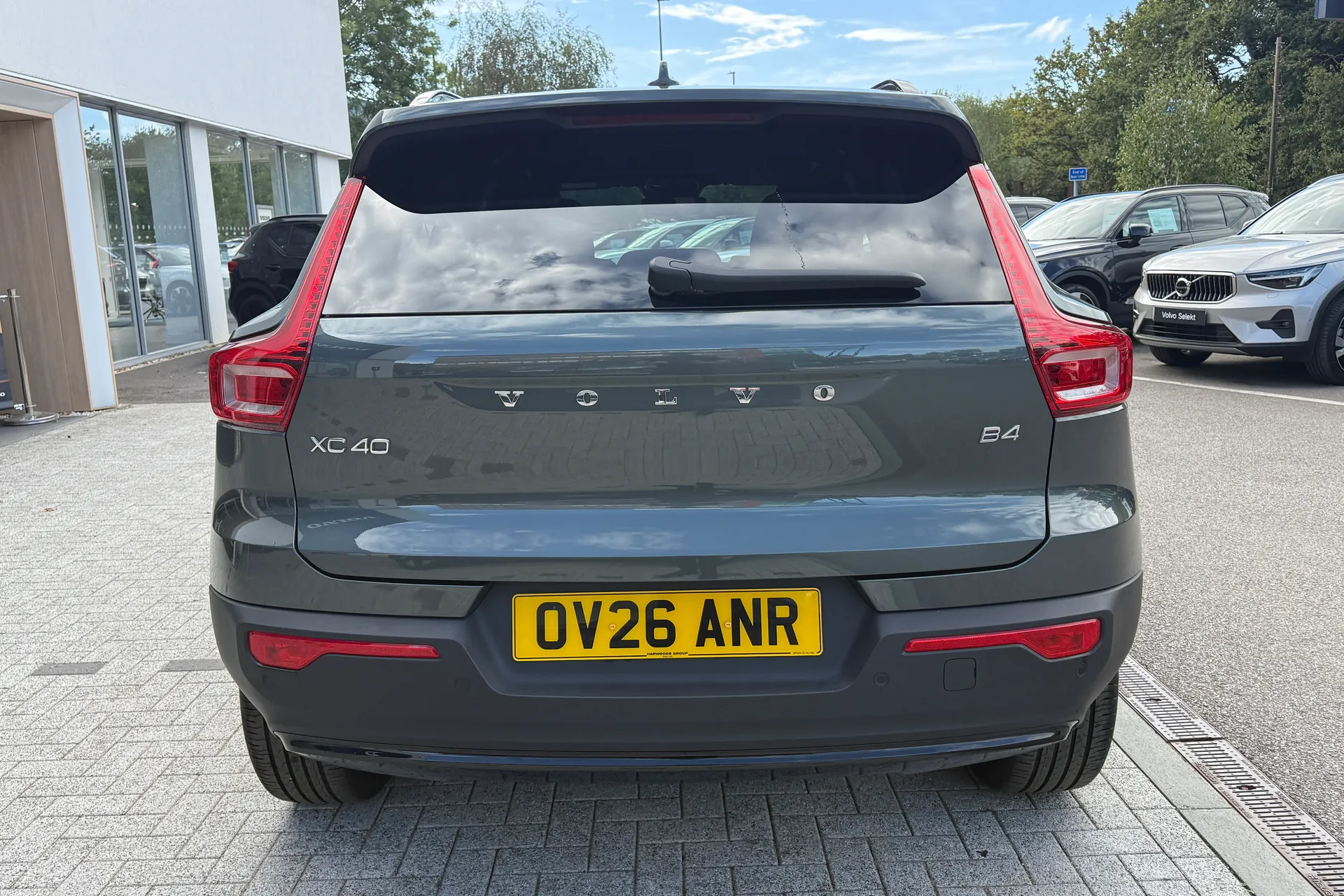 Volvo XC40 thumbnail image number 9