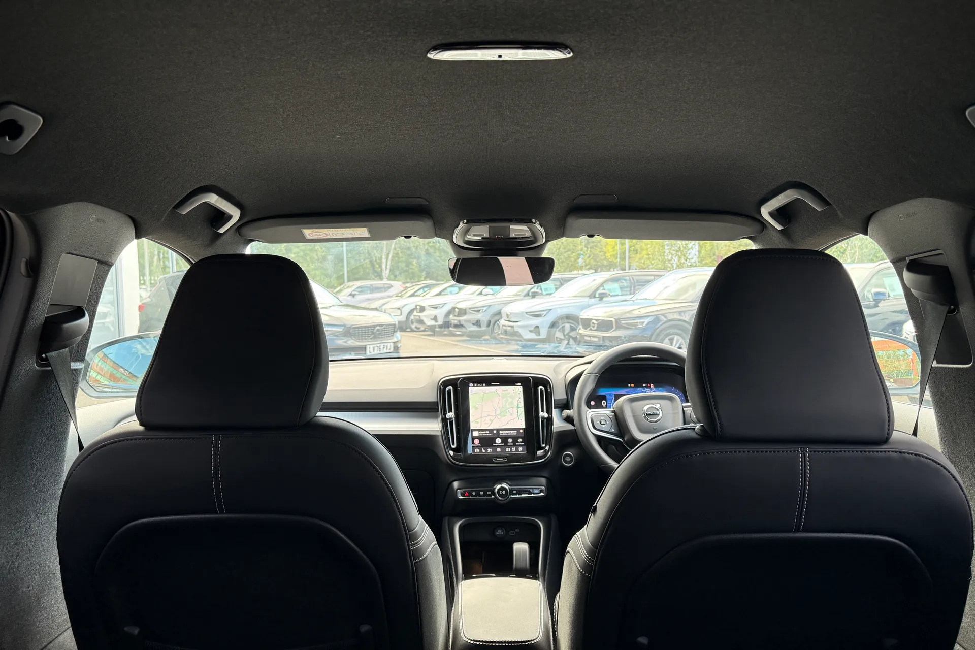 Volvo XC40 thumbnail image number 22